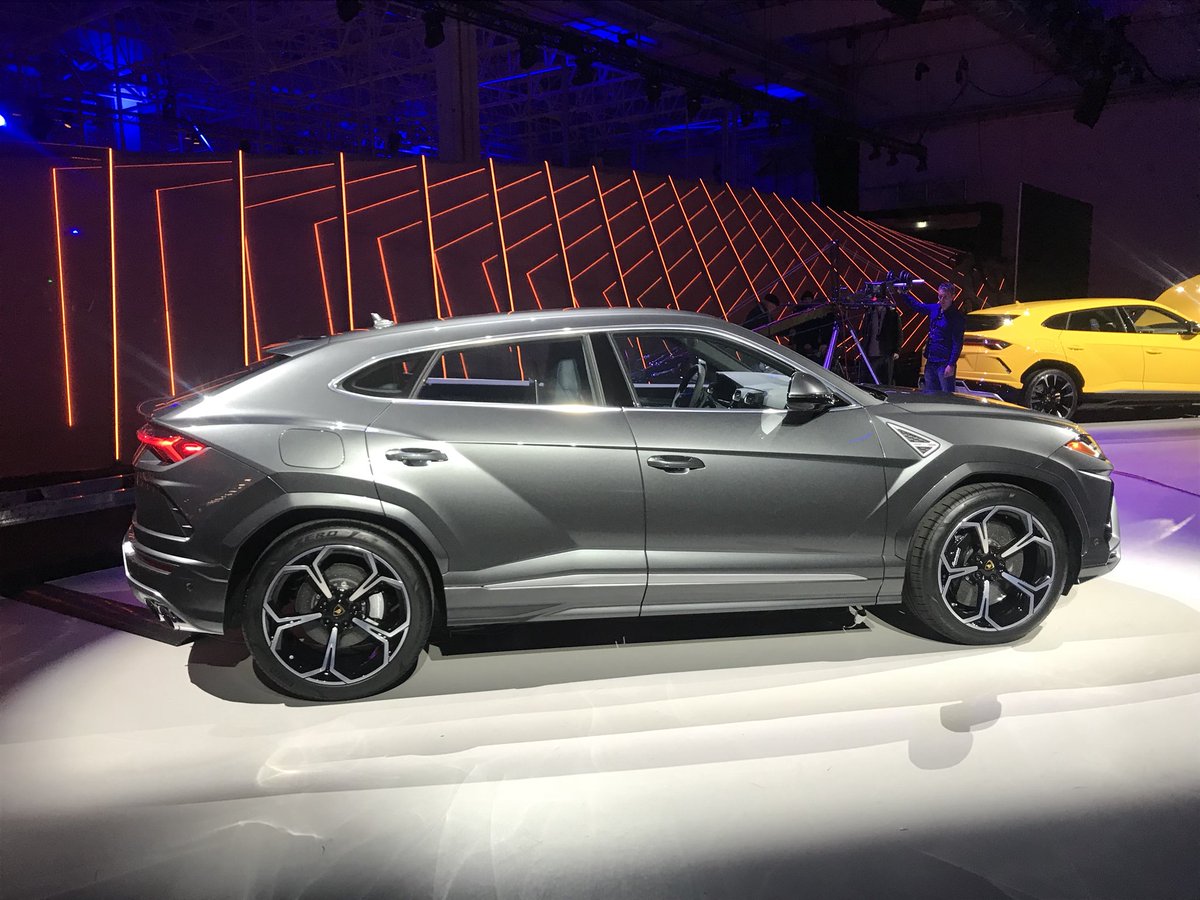 لامبورجيني اوروس 2019 الجديد + صور التدشين والأسعار التوقعية في السعودية Lamborghini Urus 8