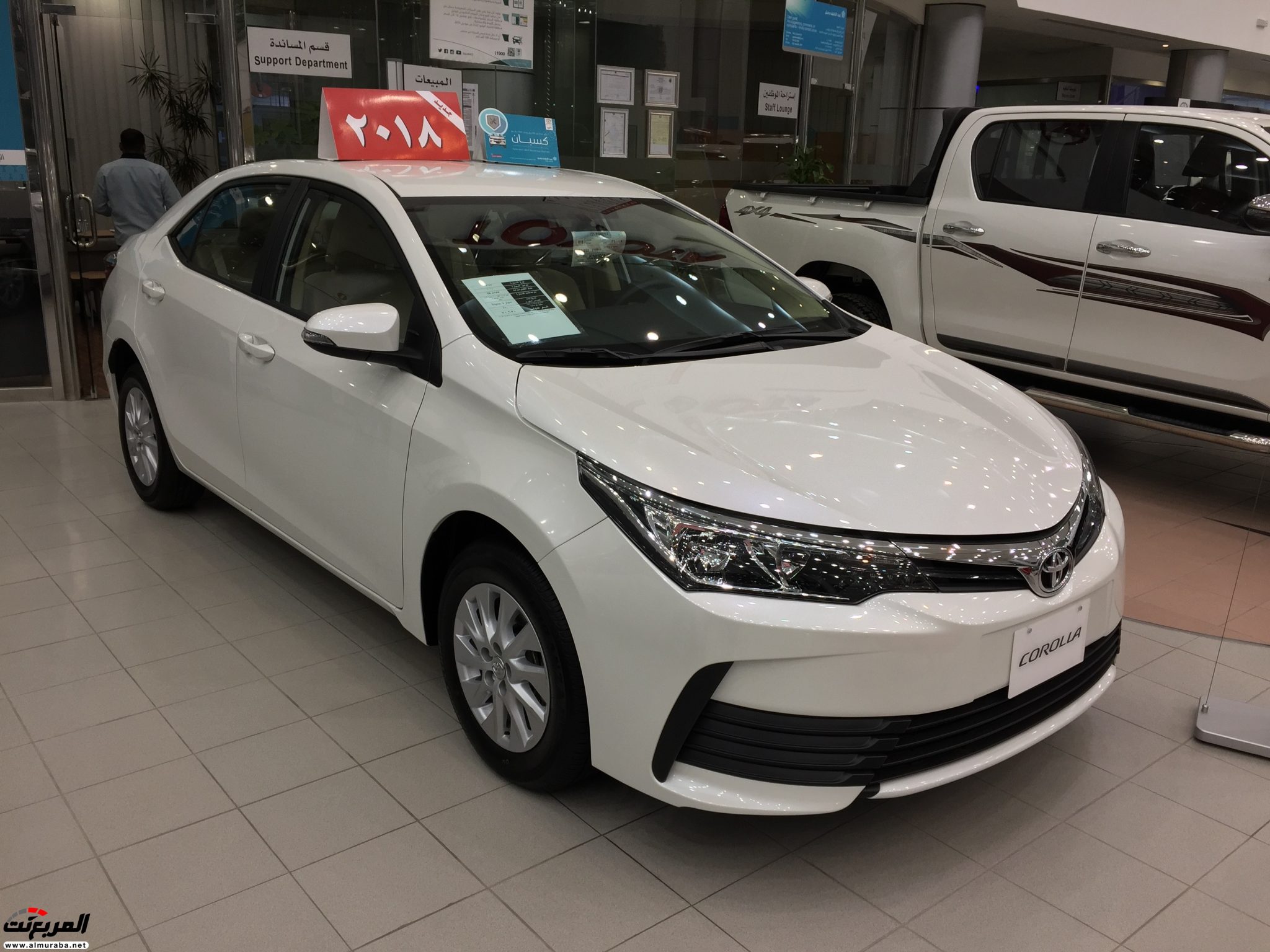 تويوتا كورولا 2018 في السعودية + الاسعار والمواصفات لجميع الفئات والتغييرات التي شملتها Toyota Corolla 1