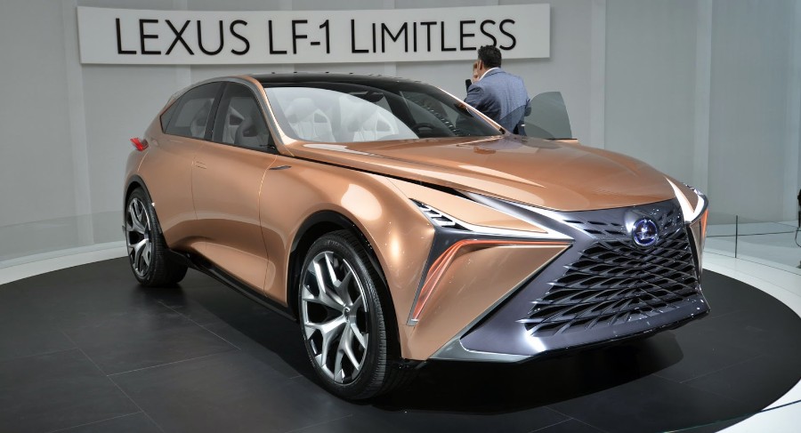 لكزس LF-1 ليميتليس الاختبارية تدشن نفسها رسمياً "تقرير وفيديو وصور" Lexus LF-1 Limitless 2