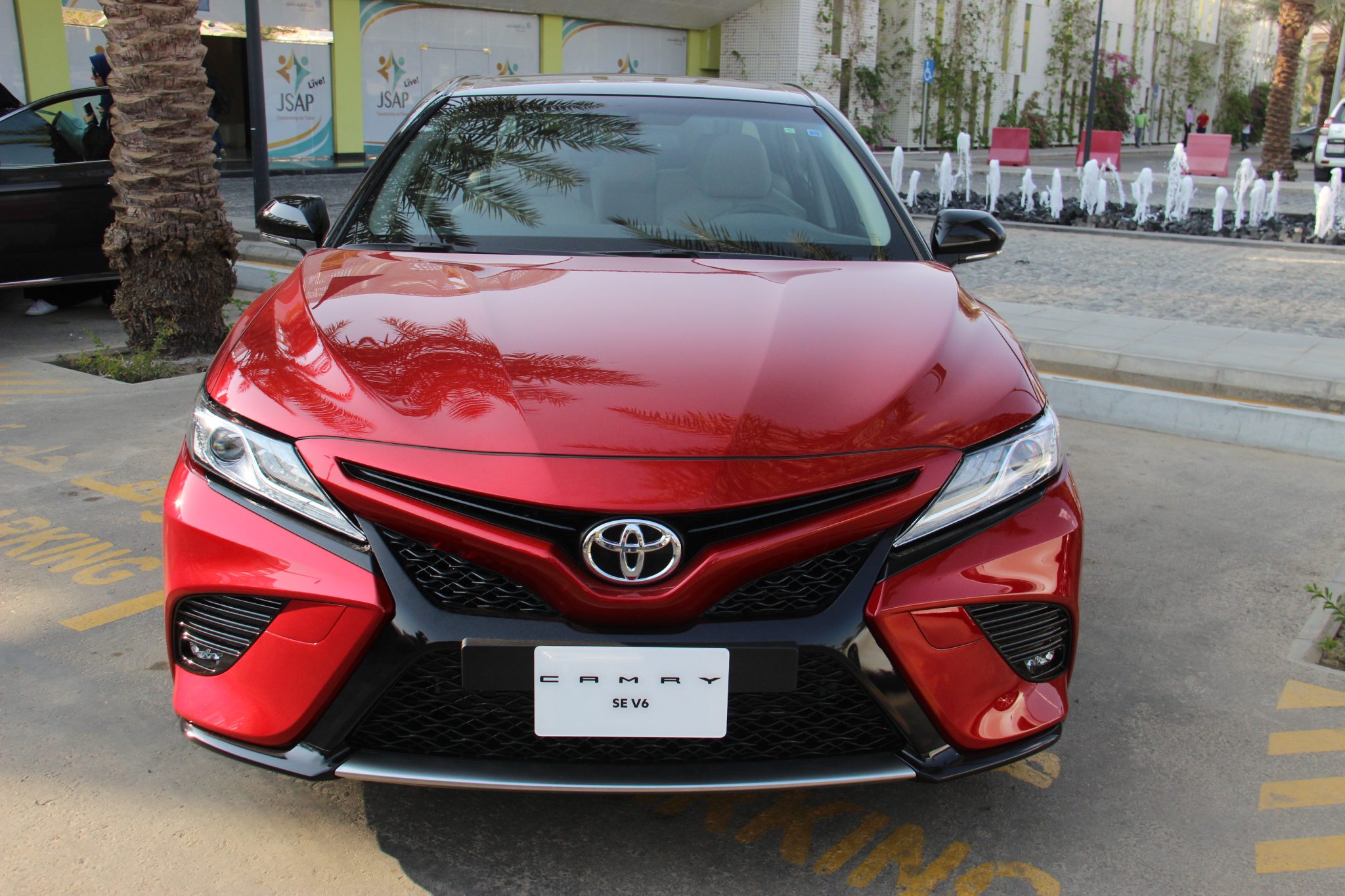 صور تويوتا كامري 2018 الجديدة في السعودية “لجميع الفئات” Toyota Camry