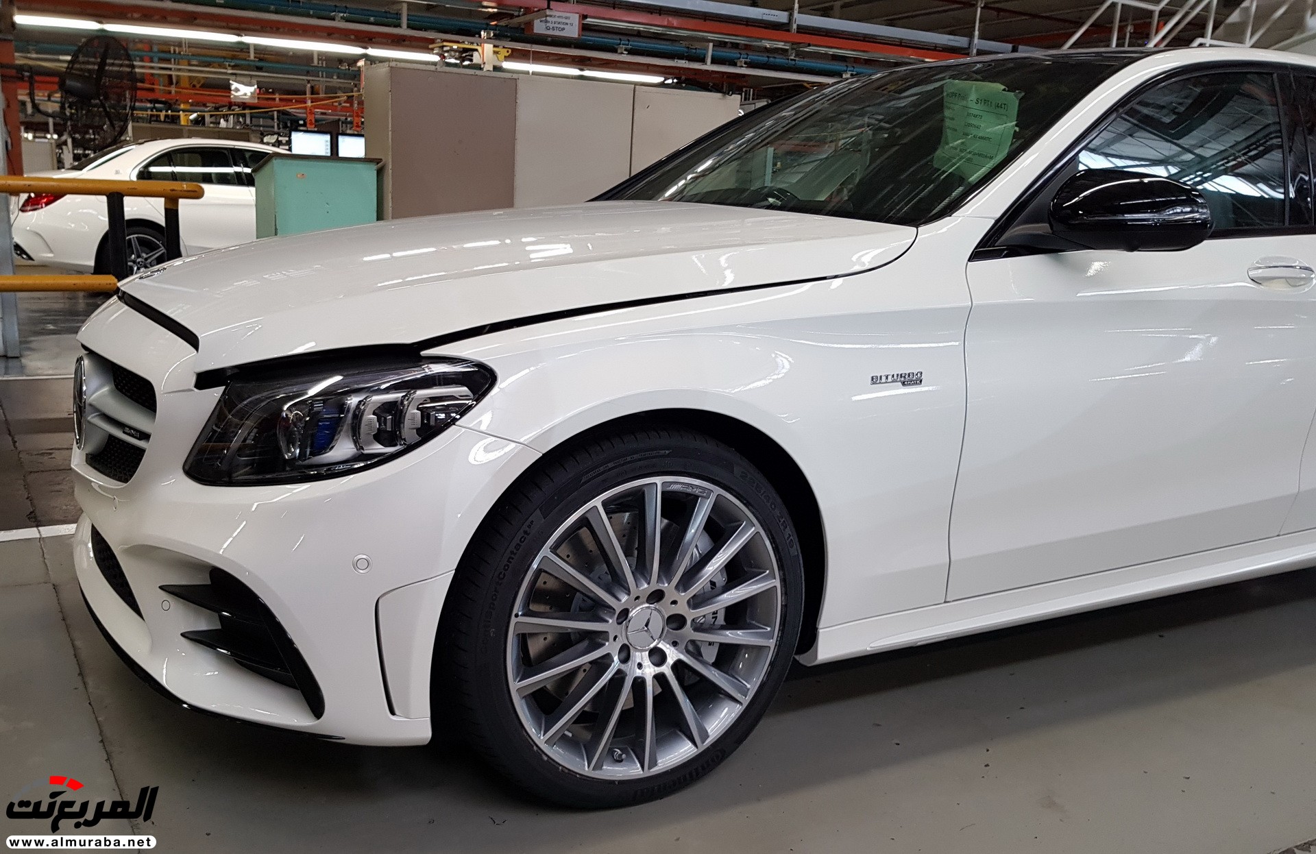 مرسيدس C43 AMG تظهر بدون تمويهات مع تصميم عدواني 3