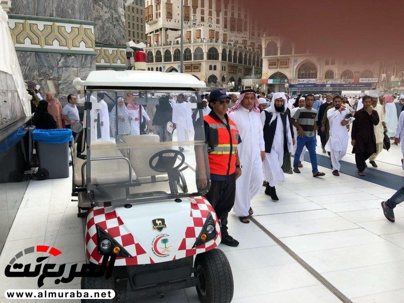 الهلال الأحمر السعودي يدشن عربات “قولف” لنقل المرضى والمصابين من ساحات الحرم المكي 1