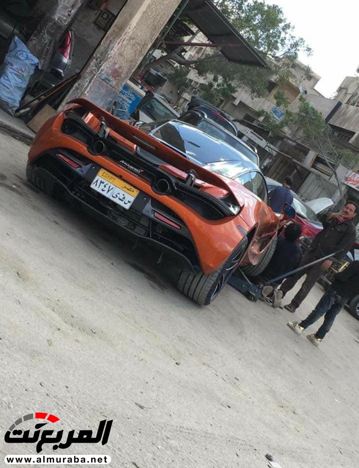 "بالصور" ميكانيكي في مصر يفاجأ بمكلارين 720S بإطار مثقوب 3