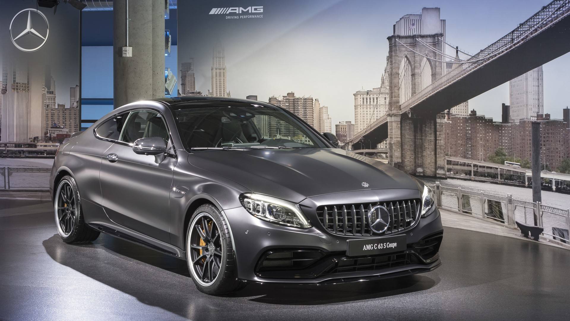 مرسيدس C63 AMG موديل 2019 يكشف نفسه رسمياً بشكل وتقنيات محدثة 1