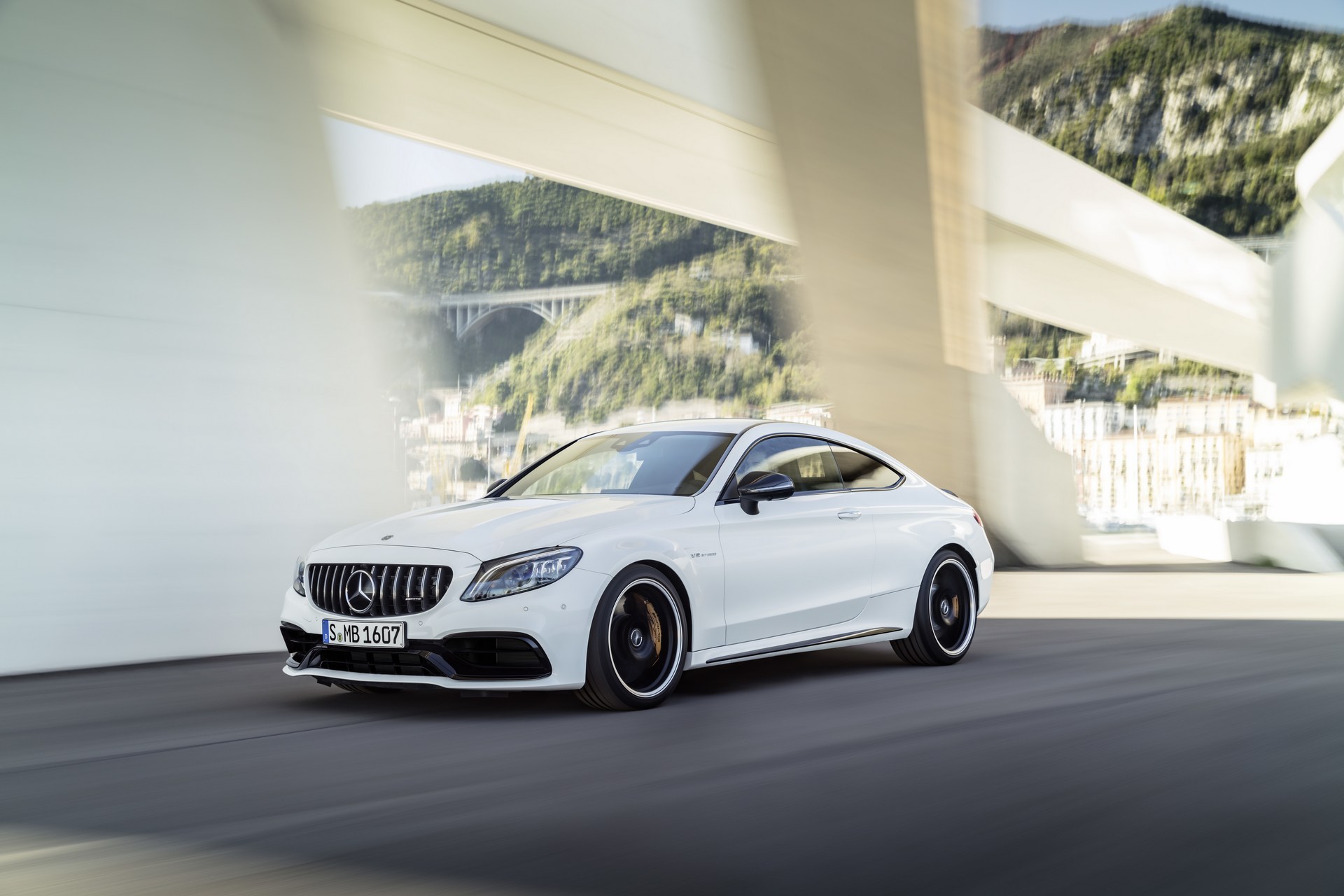 مرسيدس C63 AMG موديل 2019 يكشف نفسه رسمياً بشكل وتقنيات محدثة 19