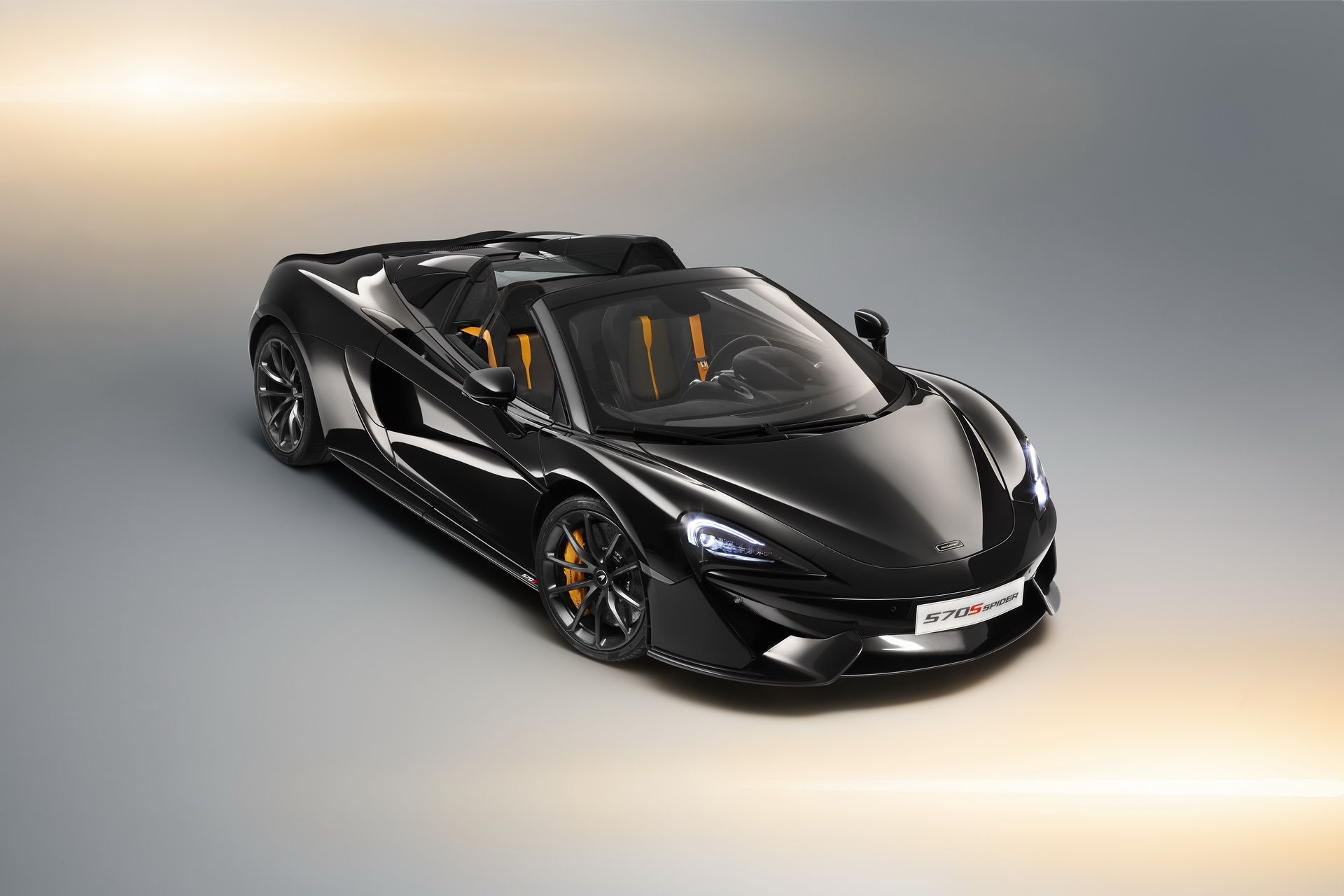 مكلارين 570S سبايدر تحصل على إصدارات ديزاين الجديدة 1