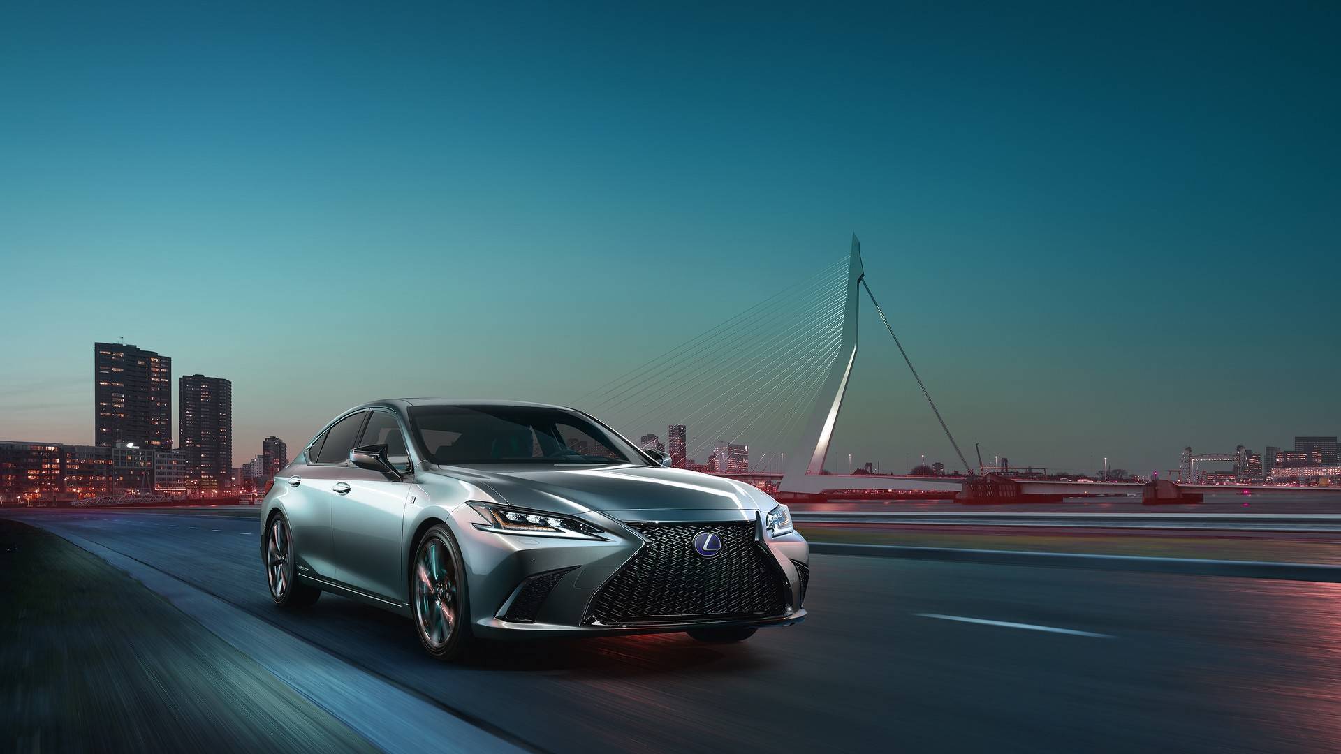 لكزس اي اس 2019 الشكل الجديد الجيل السابع تدشن نفسها رسمياً Lexus ES 10