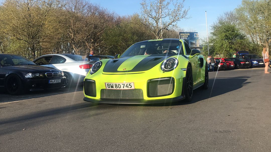 تحطيم بورش 911 GT RS في نوربورجرينج بعد 3 أيام من شراءها 4