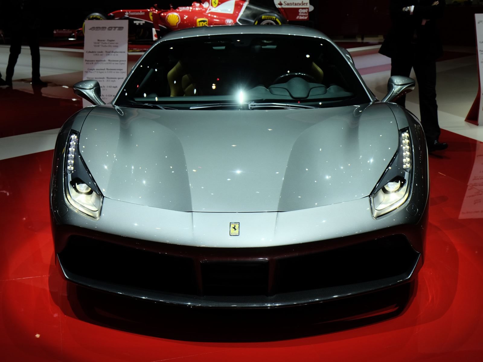 استدعاء فيراري 488 GTB بسبب احتمالية تعطل مكابحها 2