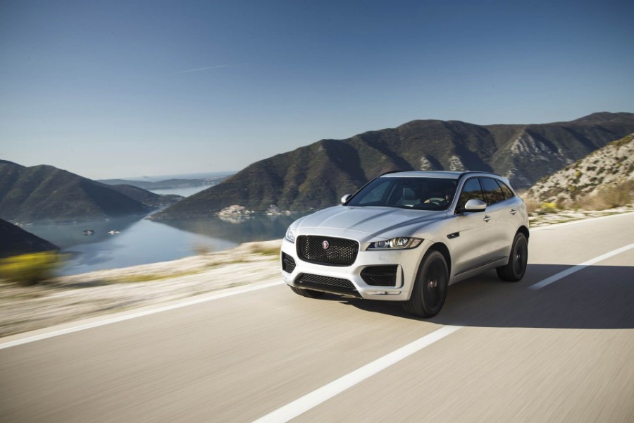 جاكوار F-Pace 2019 تحصل على إصدار SVR بقوة 542 حصان وتحسينات جديدة 8