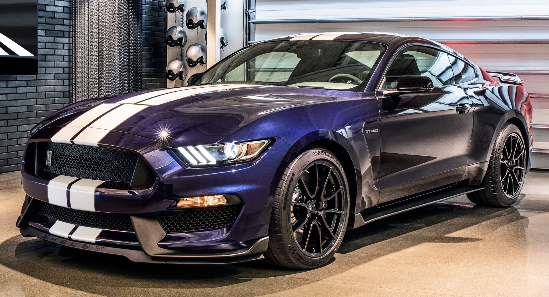 فورد شيلبي موستانج GT350 موديل 2019 تكشف نفسها بقوة 526 حصان 11