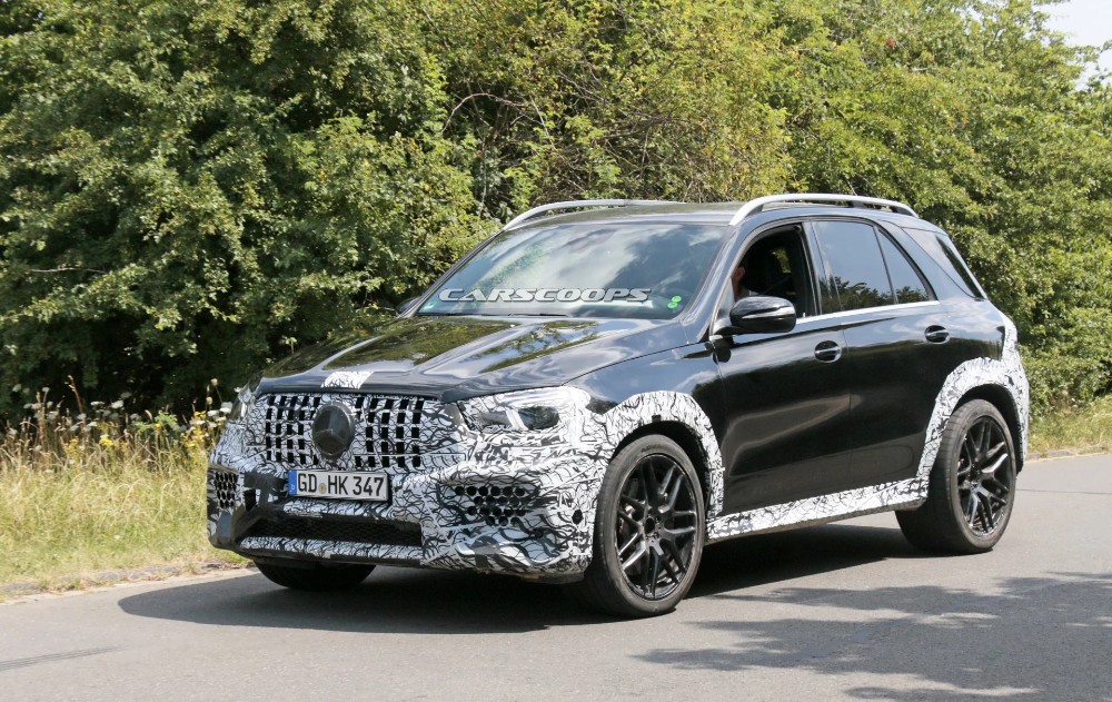 مرسيدس GLE 63 AMG تظهر أثناء اختبارها بتمويهات خفيفة 18