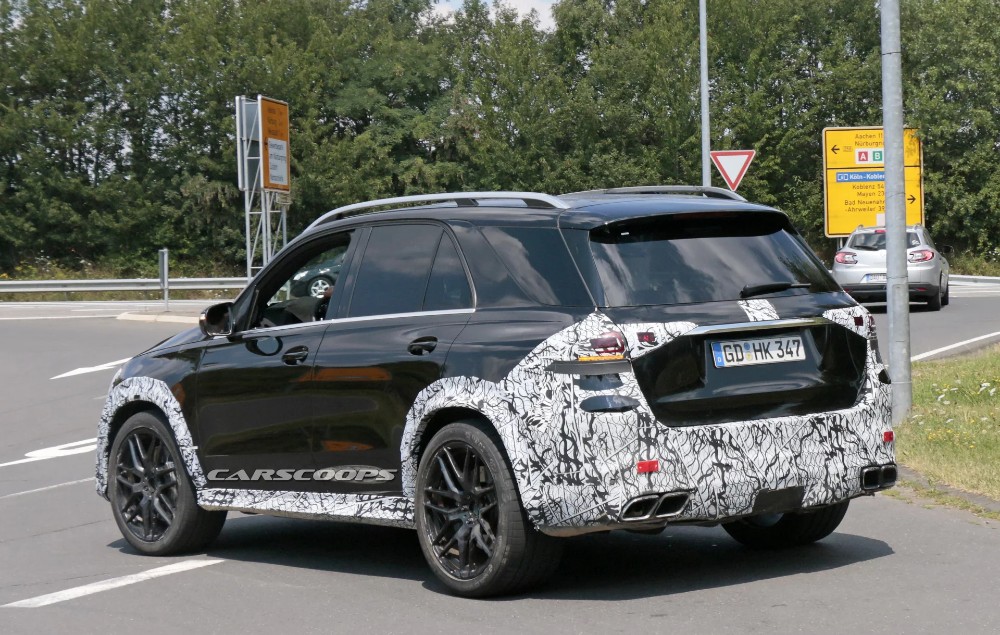 مرسيدس GLE 63 AMG تظهر أثناء اختبارها بتمويهات خفيفة 25