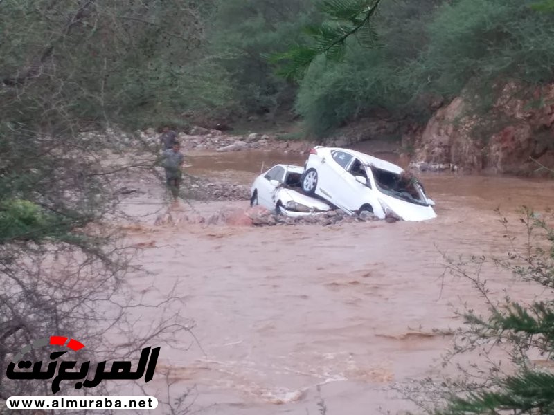 "بالصور والفيديو" جرف سيارات بوادي المسلة ونجاة قائد إحداها 2