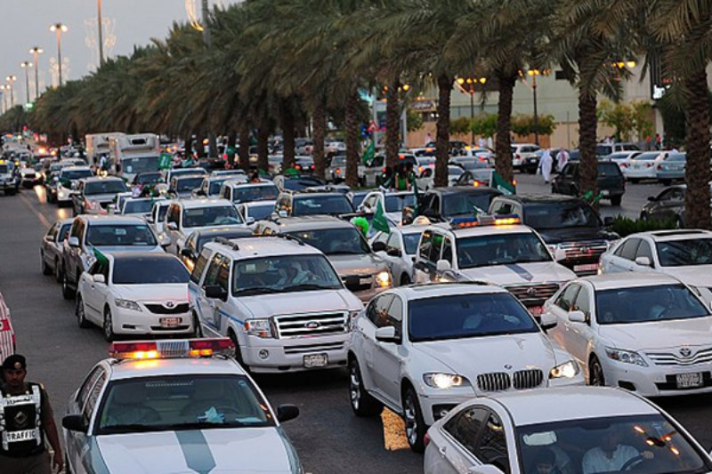 المرور يكشف مدة تسجيل المخالفات عبر “أبشر”