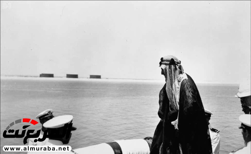 "بالصور" أول ناقلة نفط دشّنت في 1939 على يد الملك عبد العزيز رحمه الله 1