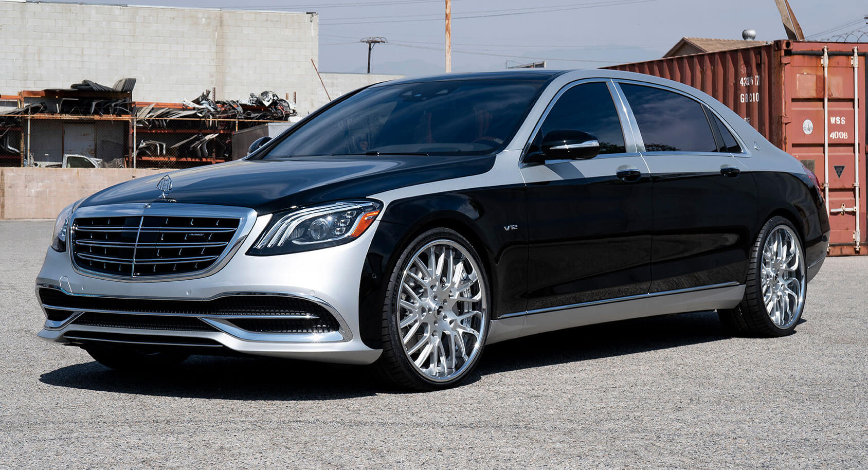 مرسيدس مايباخ S600 بتعديل يجعلها أكثر تميّزاً