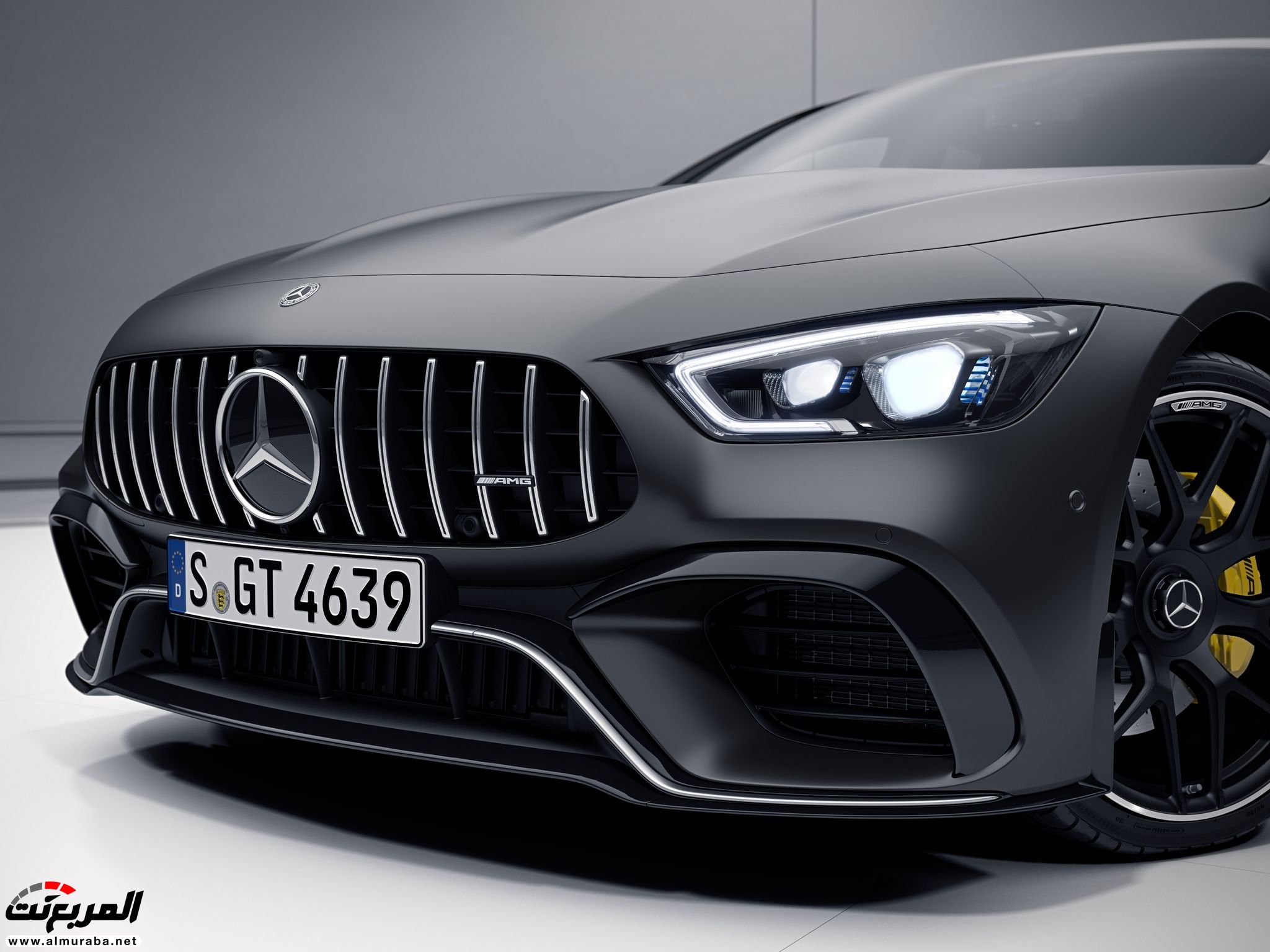 مرسيدس AMG GT4 تحصل على تعديل رياضي فريد 4