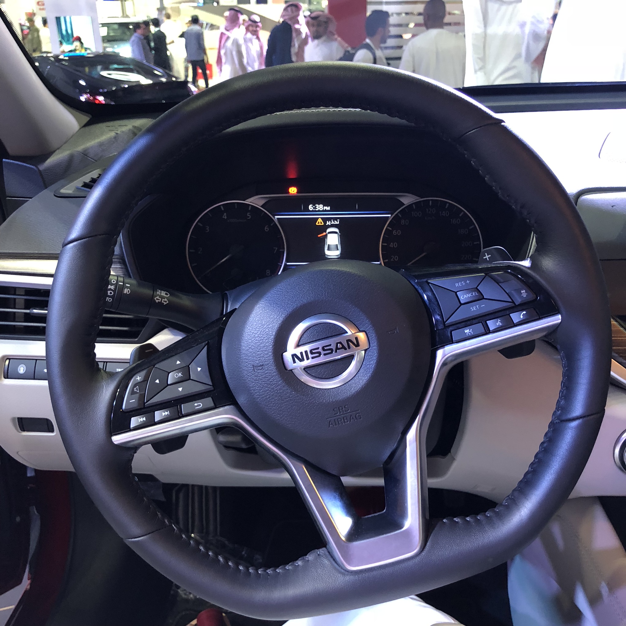 تعرف على نيسان التيما 2019 الجديدة كلياً المواصفات والتقنيات + فيديو Nissan Altima 10