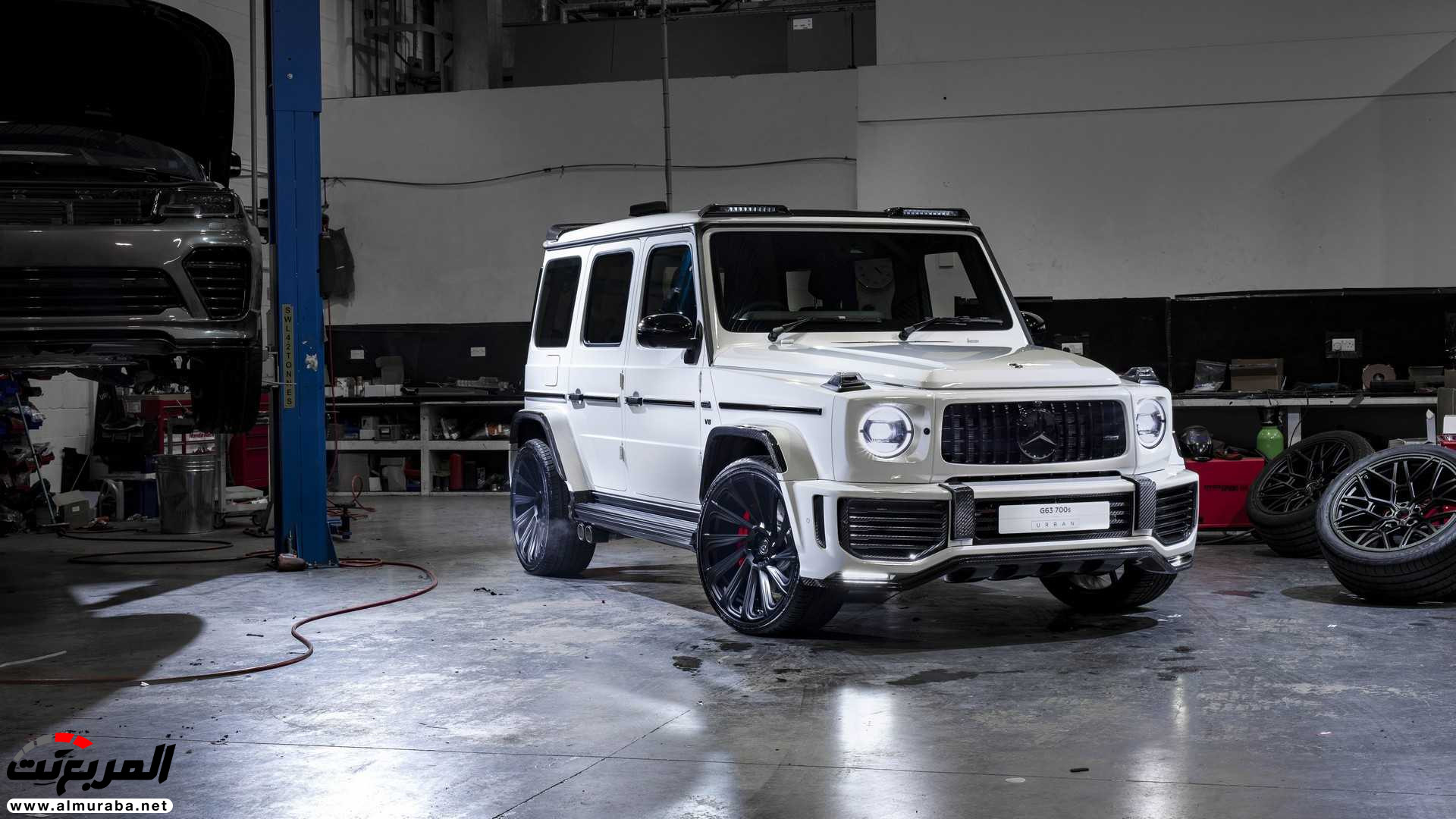 مرسيدس G63 AMG معدلة بألياف الكربون وقوة 700 حصان 11