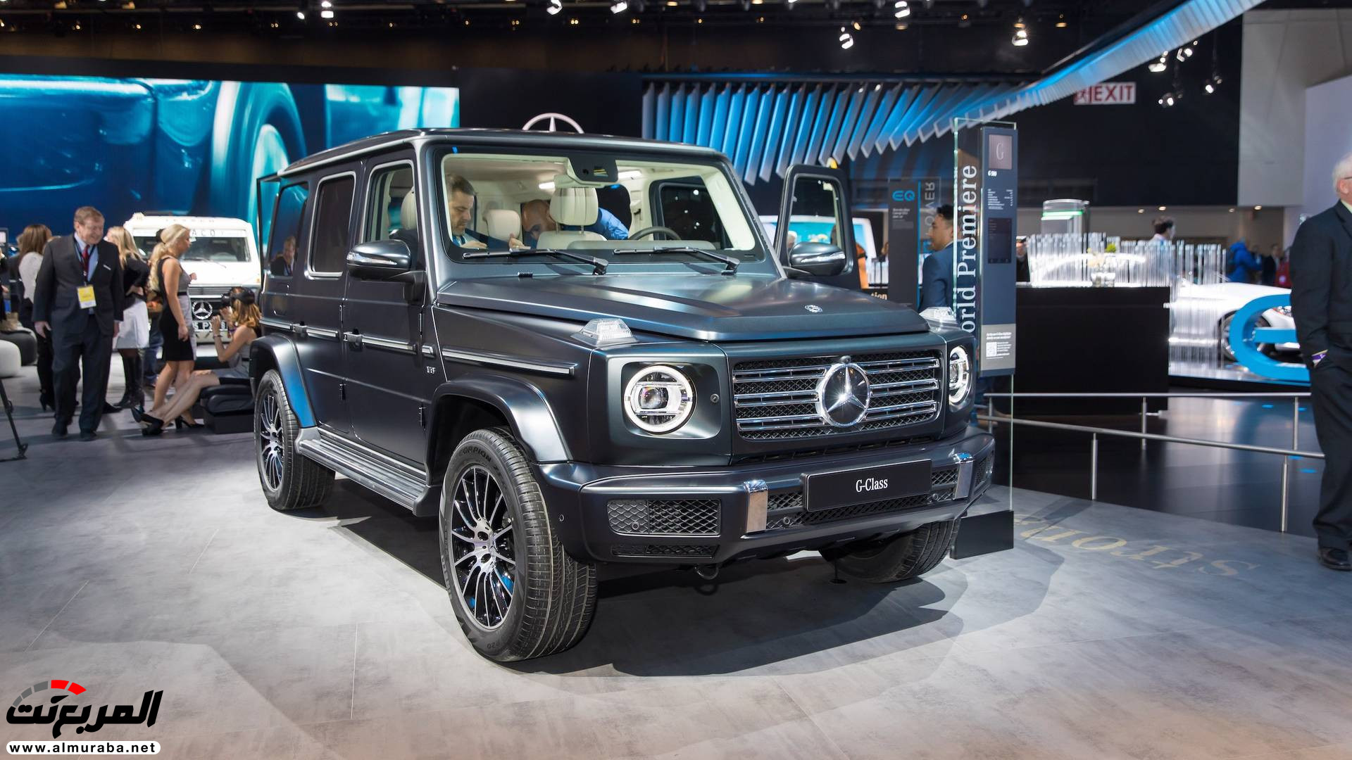 حادث غريب تسقط فيه مرسيدس G-Class من الطابق الثالث 1