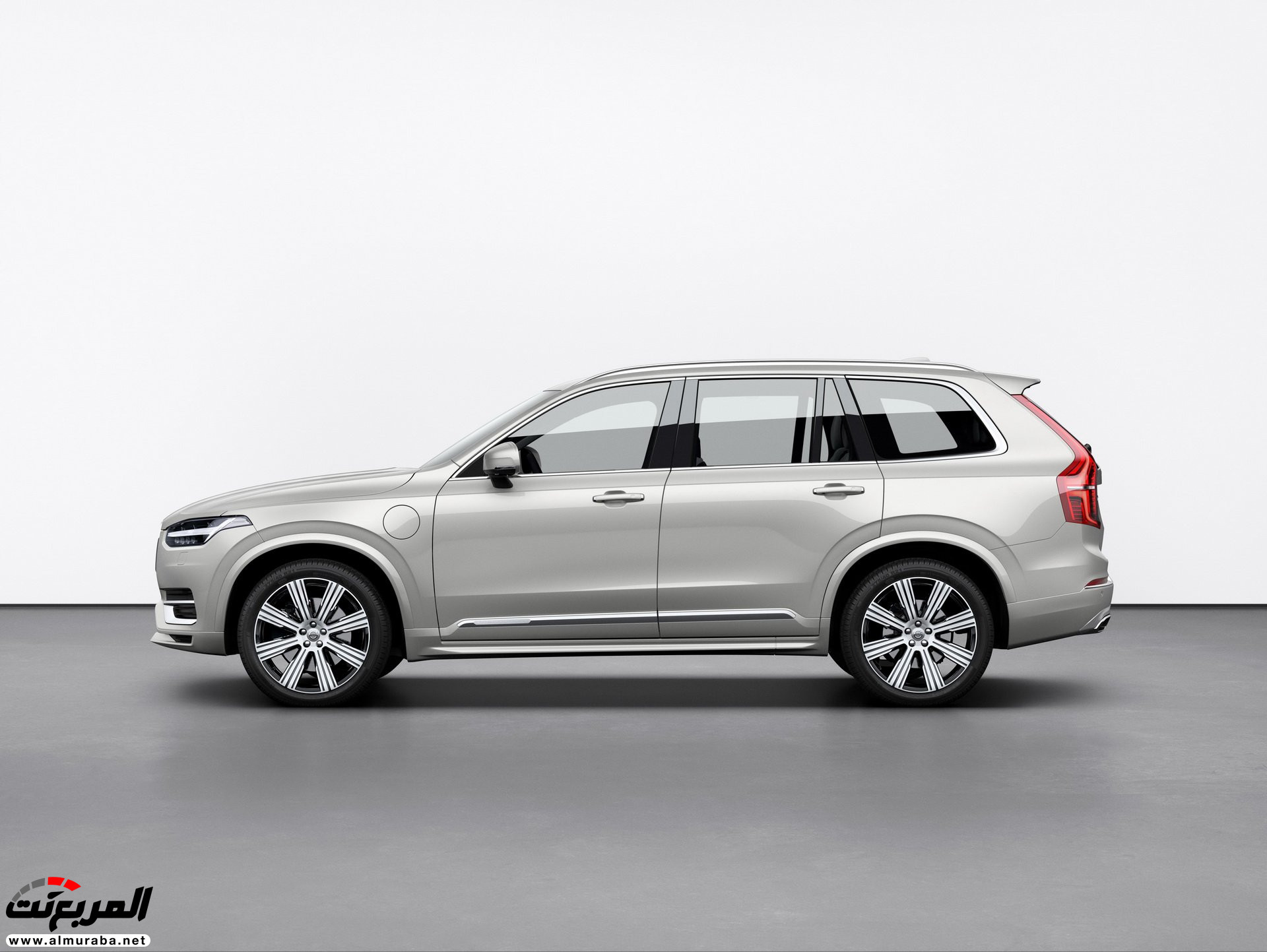 فولفو XC90 2020 تدشن نفسها رسمياً بنظام ابتكاري لتوفير الوقود 6