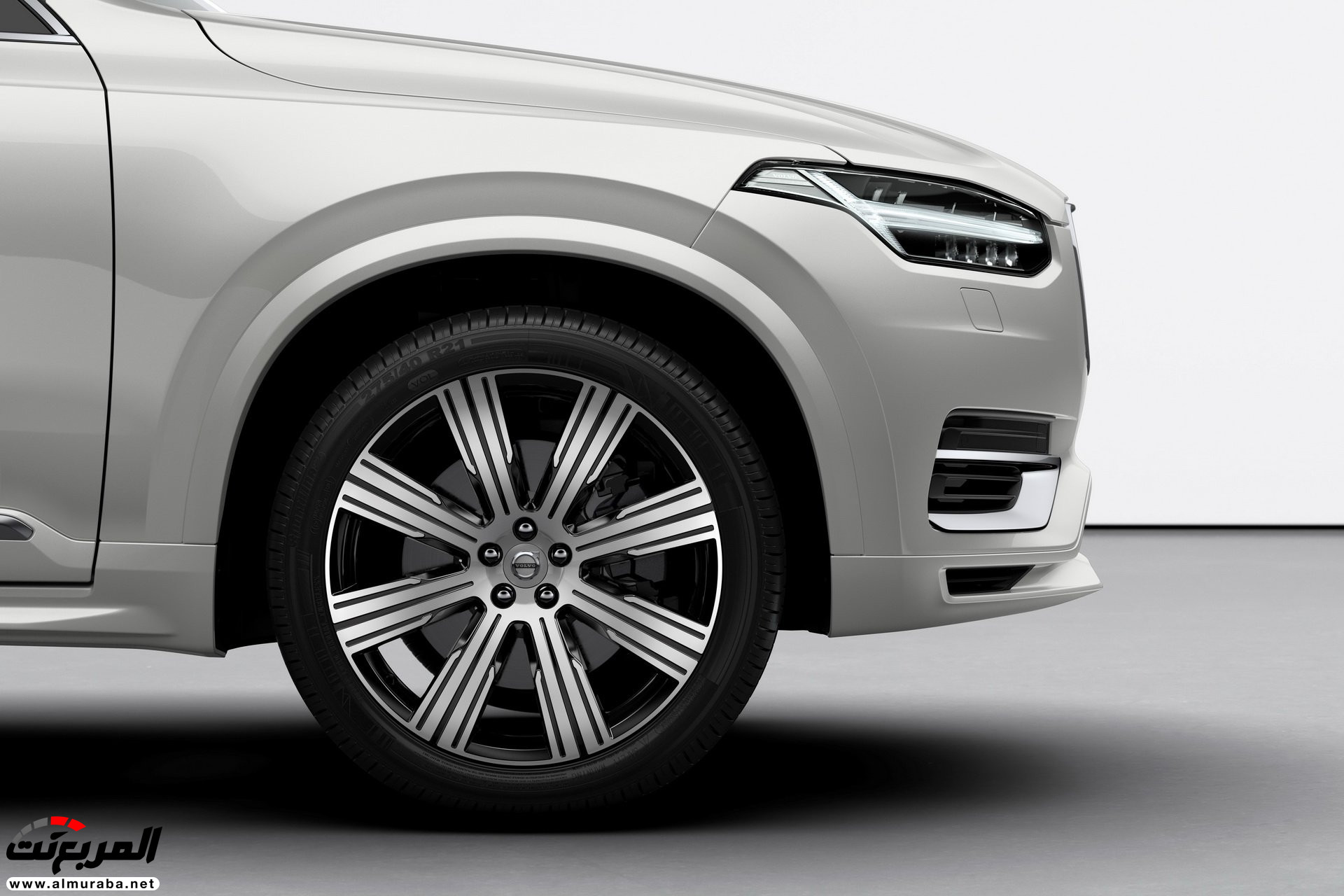 فولفو XC90 2020 تدشن نفسها رسمياً بنظام ابتكاري لتوفير الوقود 29