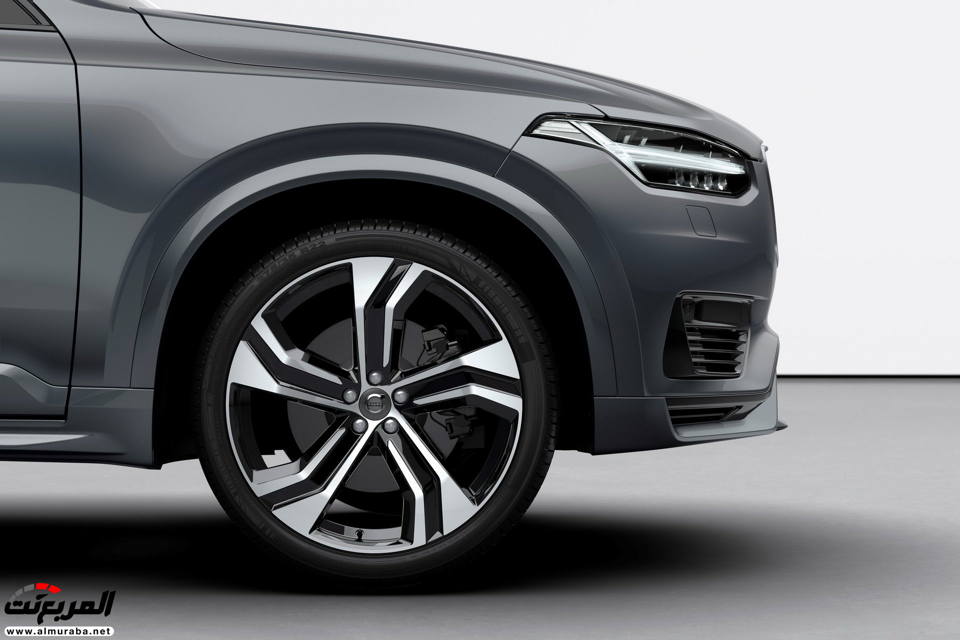 فولفو XC90 2020 تدشن نفسها رسمياً بنظام ابتكاري لتوفير الوقود 21