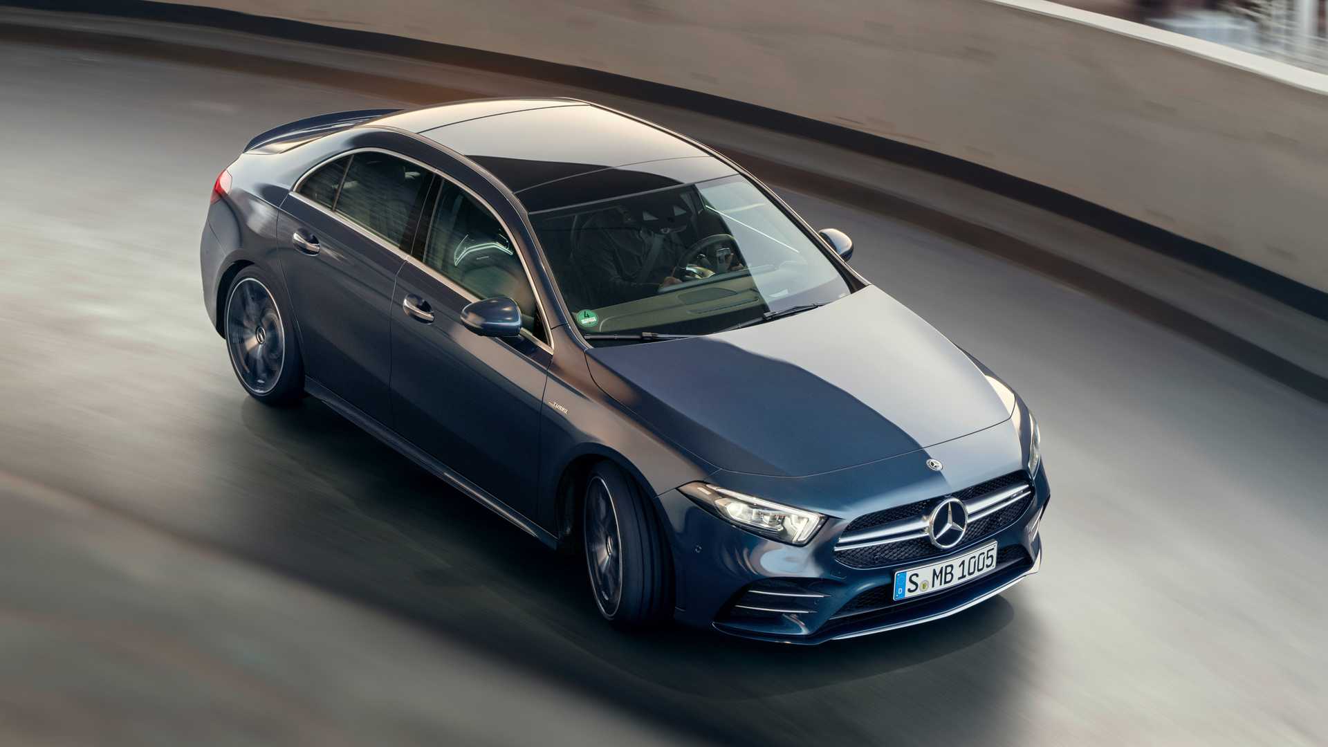 مرسيدس AMG A35 سيدان 2020 تنطلق رسمياً بقوة 302 حصان