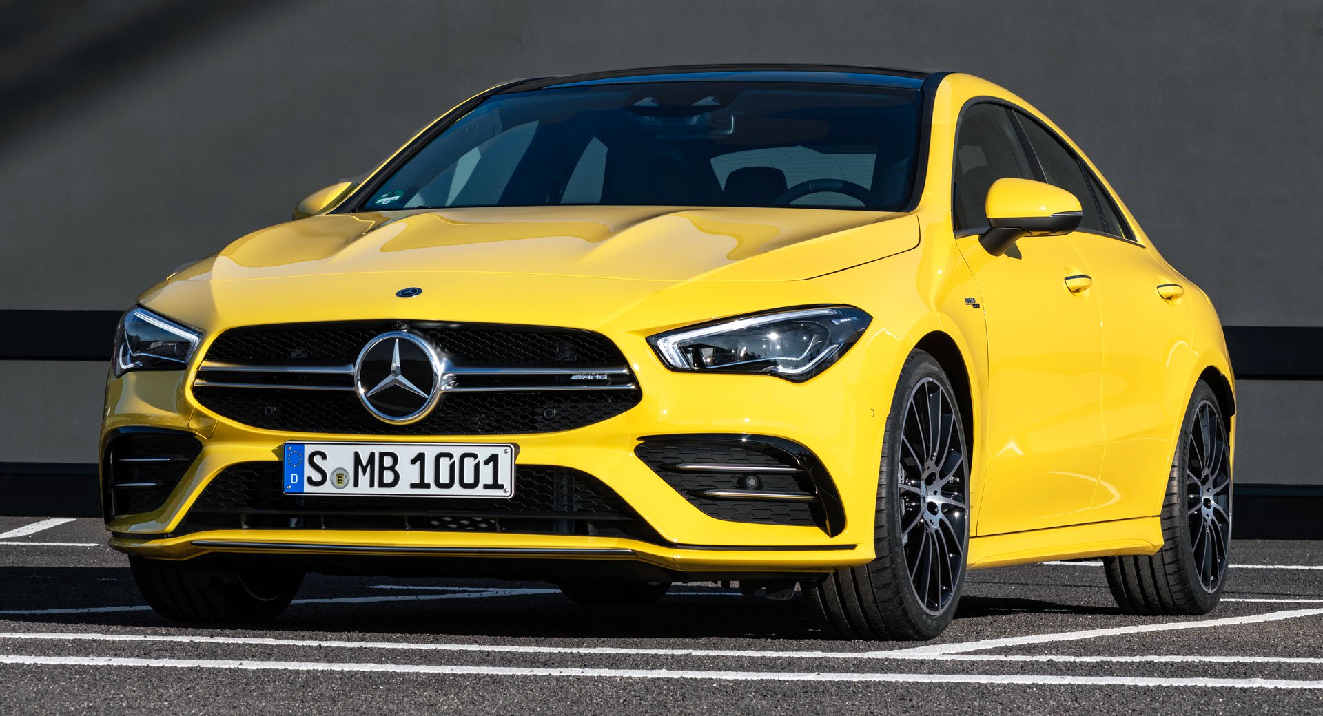 مرسيدس AMG CLA 35 الجديدة عالية الأداء تنطلق رسمياً 8