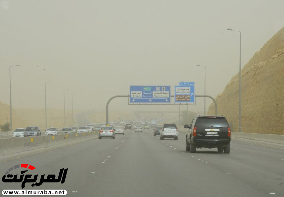 نصائح وإرشادات يجب اتباعها قبل الانتقال من مسار لآخر على الطريق 11