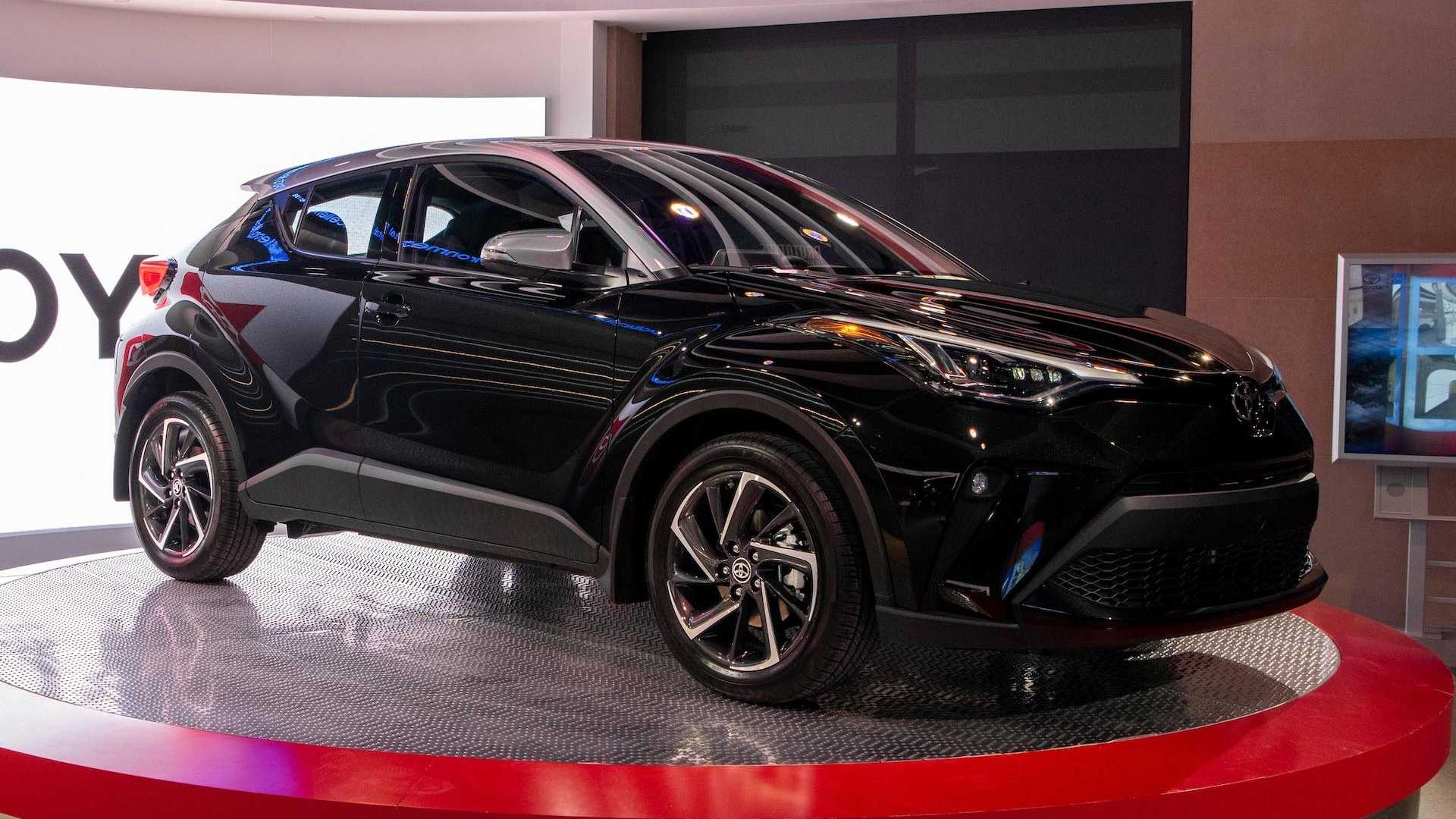 تويوتا C-HR موديل 2020 تنطلق بتحديثات جديدة 9