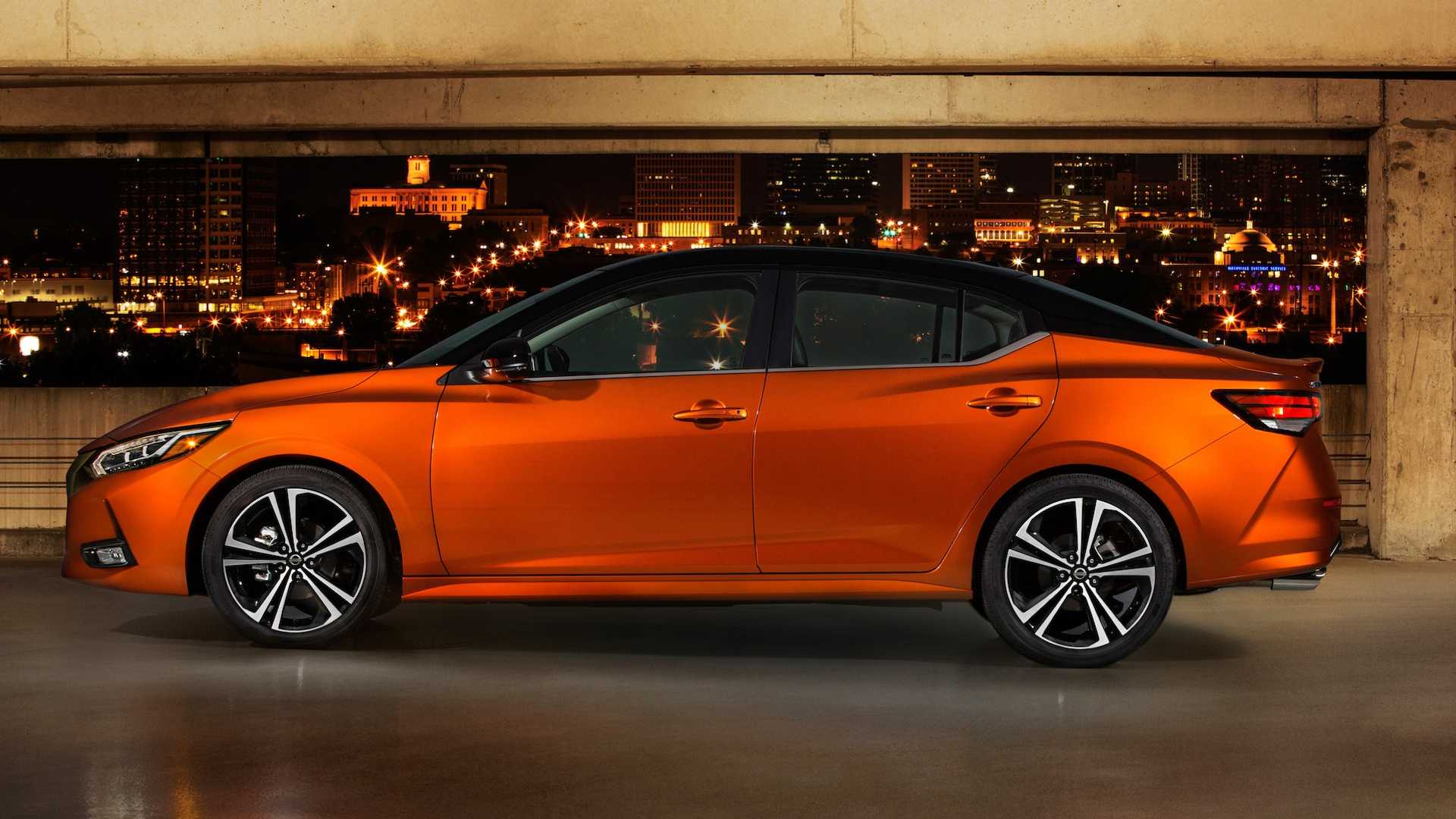 نيسان تدشن سنترا 2020 الجديدة في معرض لوس أنجلوس 8