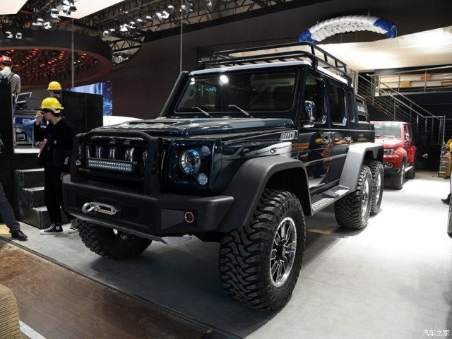 "بالصور" مرسيدس G-Class التقليد الصيني يشمل نسخ عسكرية ودفع سداسي 4