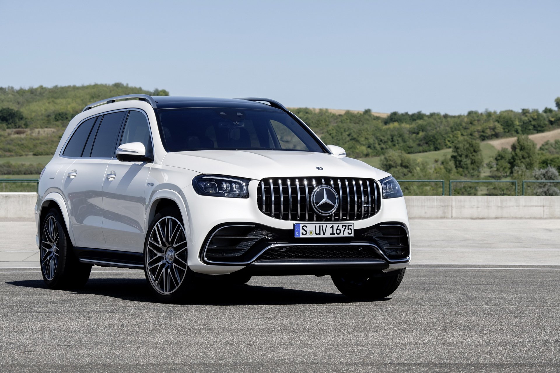 مرسيدس AMG GLS 63 موديل 2021 تنطلق بقوة 612 حصان