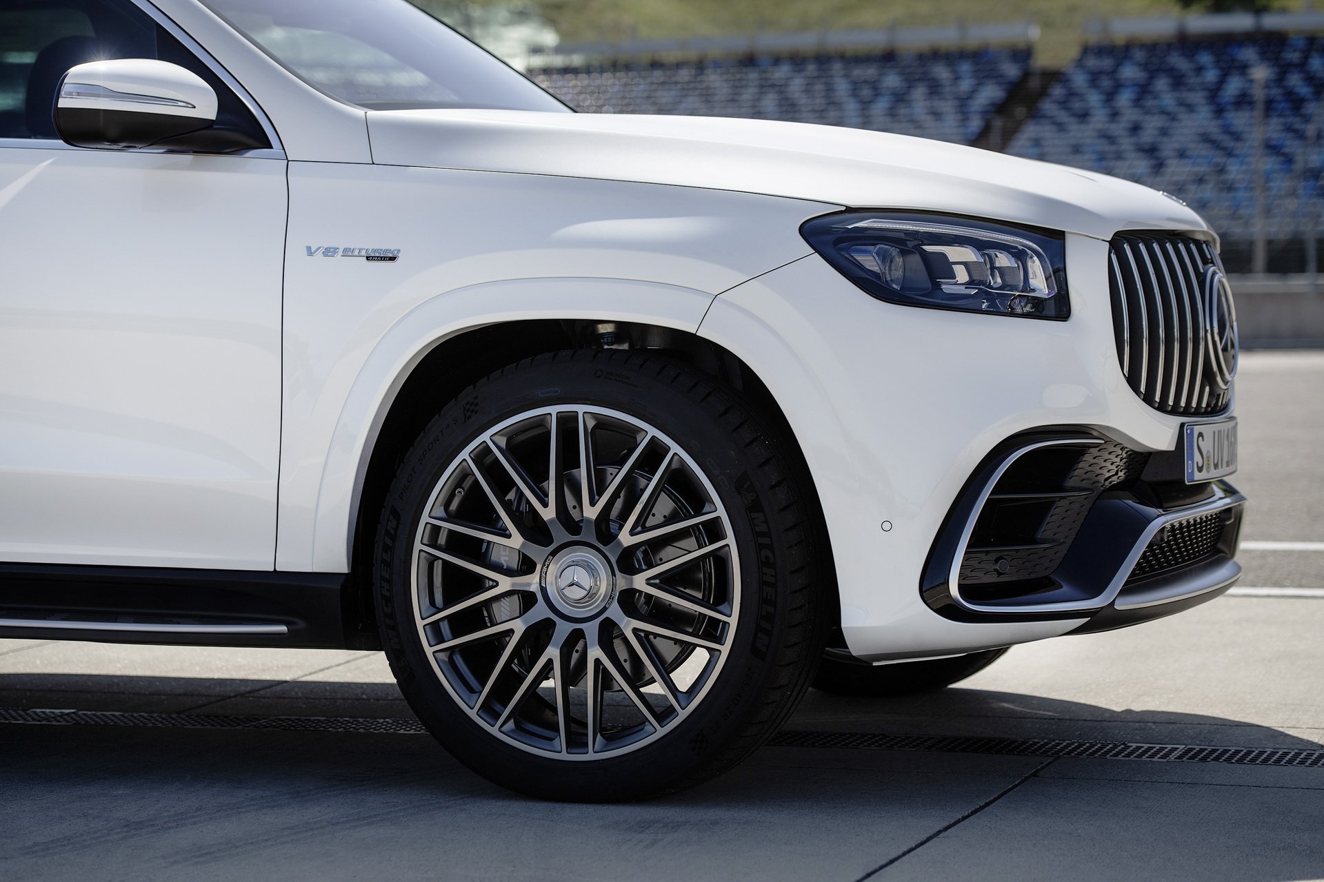 مرسيدس AMG GLS 63 موديل 2021 تنطلق بقوة 612 حصان 8