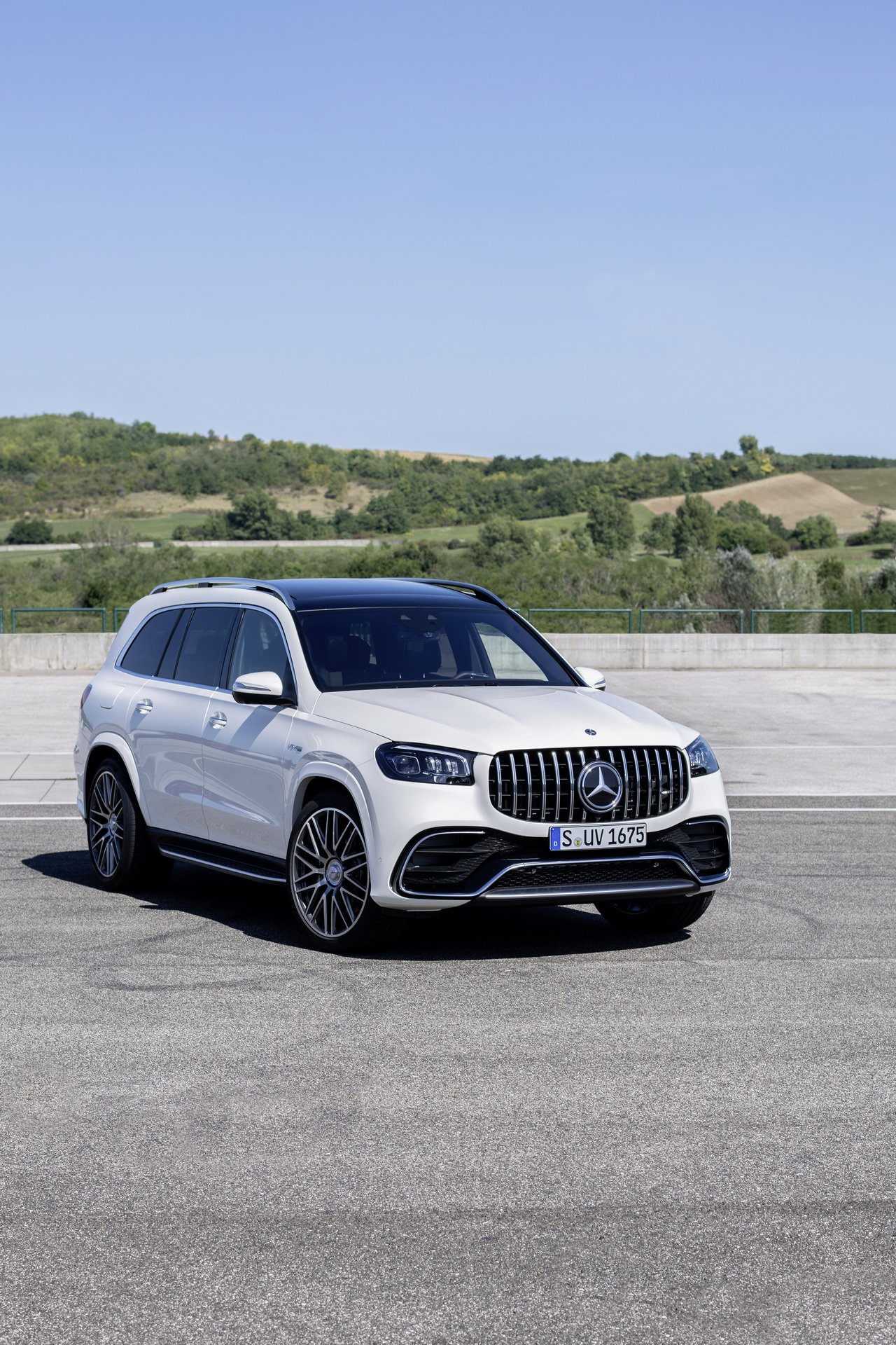 مرسيدس AMG GLS 63 موديل 2021 تنطلق بقوة 612 حصان 5