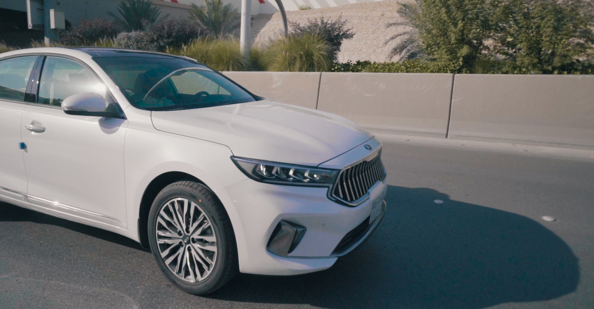 تعرف على مميزات كيا كادينزا 2021 Kia Cadenza 47