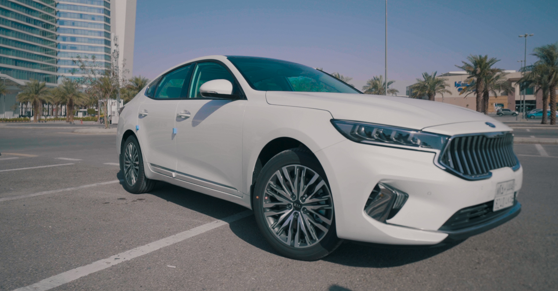 تعرف على مميزات كيا كادينزا 2021 Kia Cadenza 51