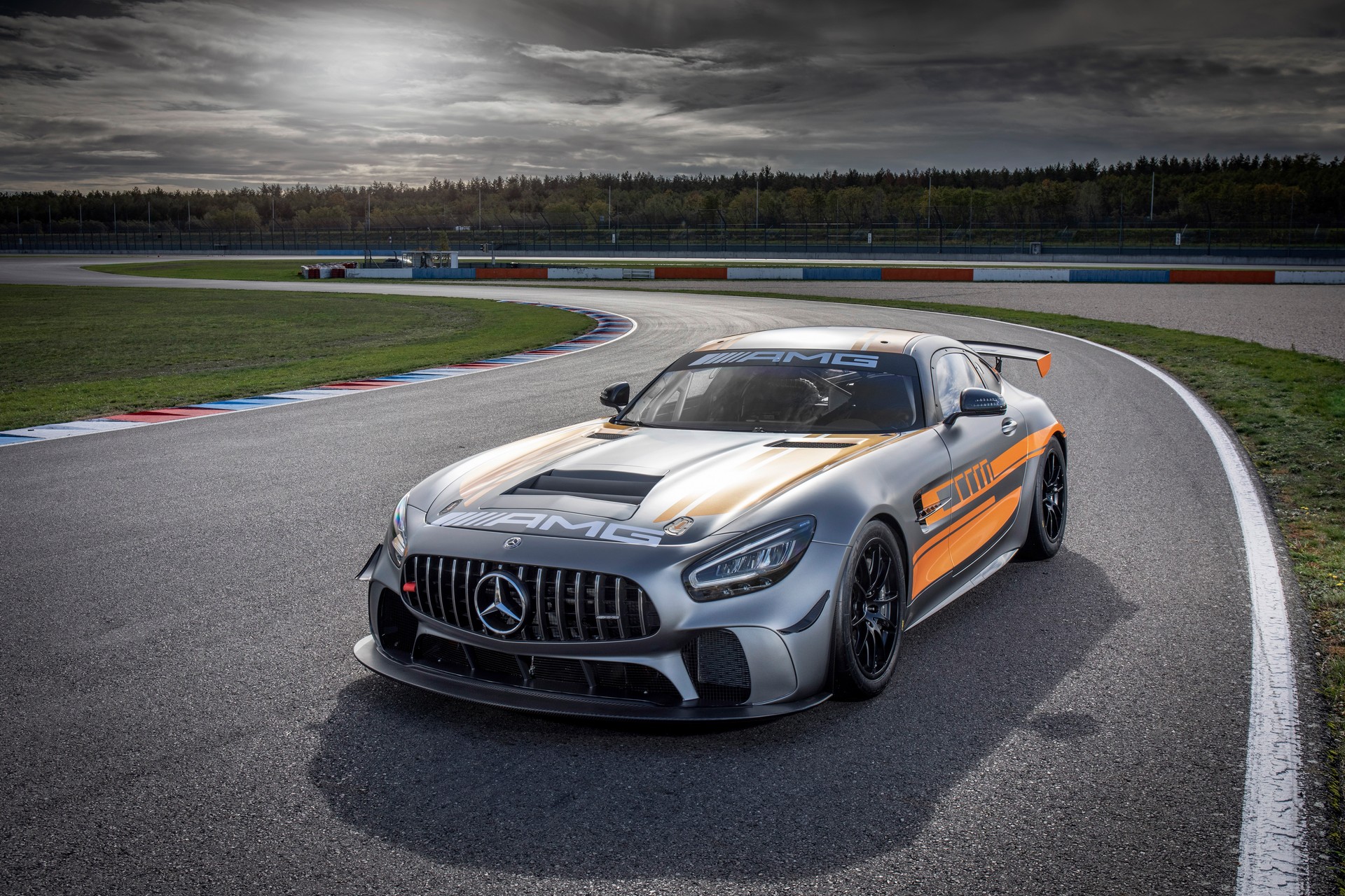 مرسيدس AMG GT4 موديل 2020 فيس ليفت تنطلق رسمياً 3