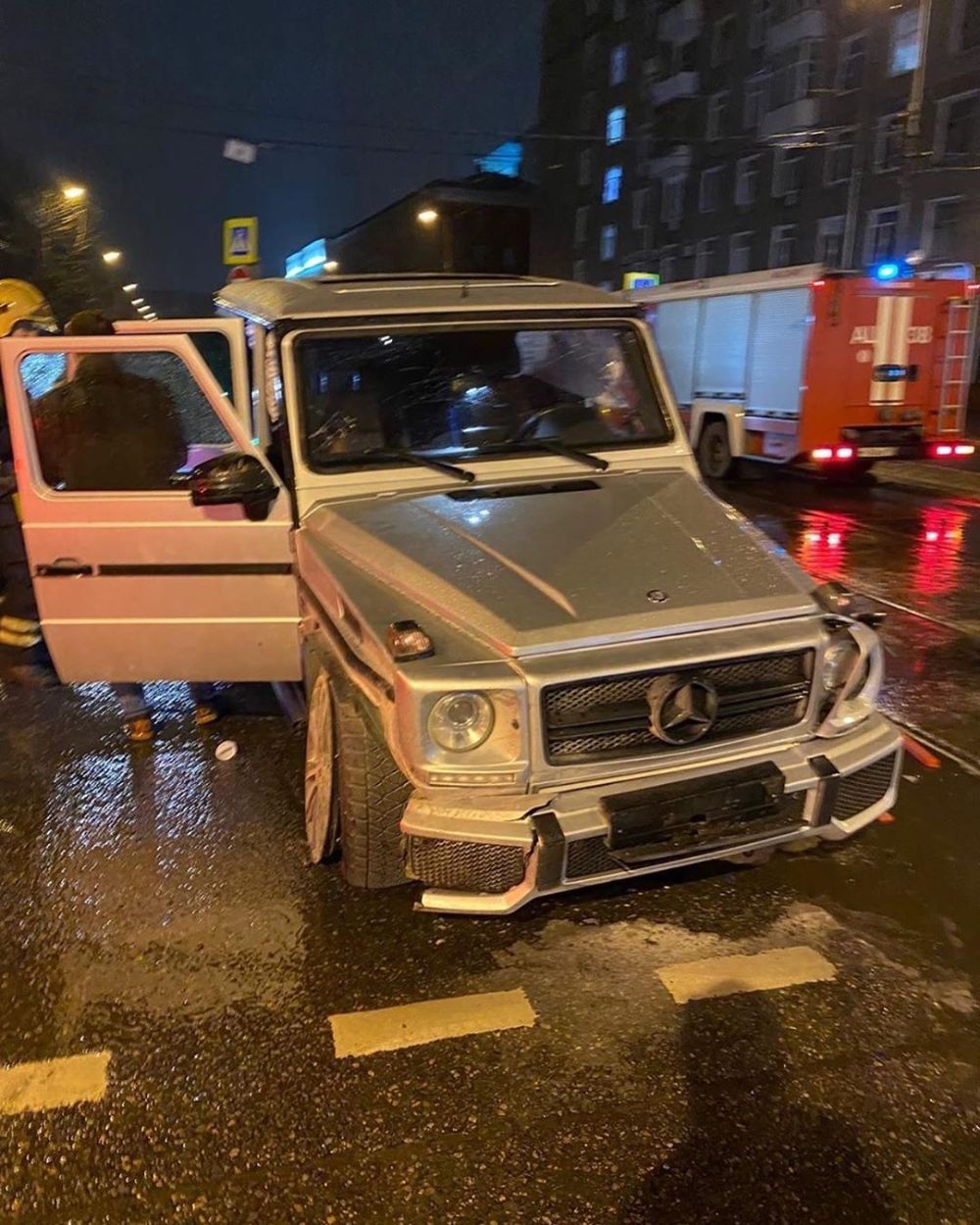 نتيجة قيادة مرسيدس G-Class على سرعة 170 كم/س تحت المطر "صور وفيديو" 2