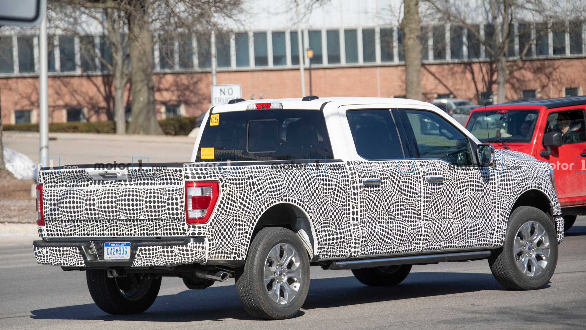 كل ما نعرفه عن فورد F-150 الجيل القادم 2021 "مواصفات ومعلومات وسعر متوقع" 3