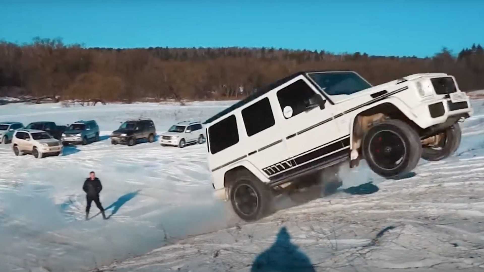 مرسيدس AMG G63 تتحدى لكزس LX في سباق تسارع وشد الحبل "فيديو" 10