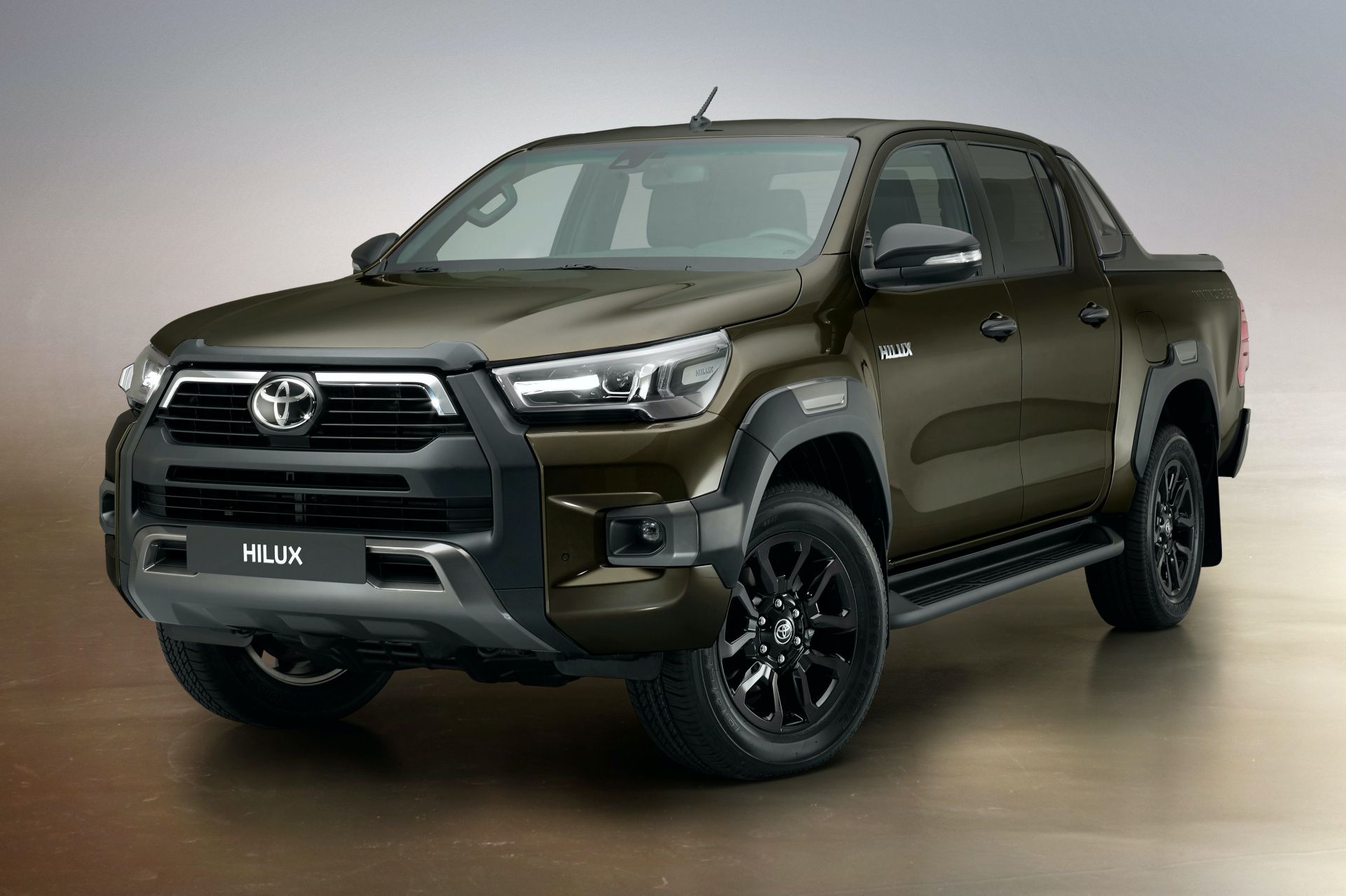 مواصفات تويوتا هايلكس 2021 وأهم المعلومات Toyota Hilux 2