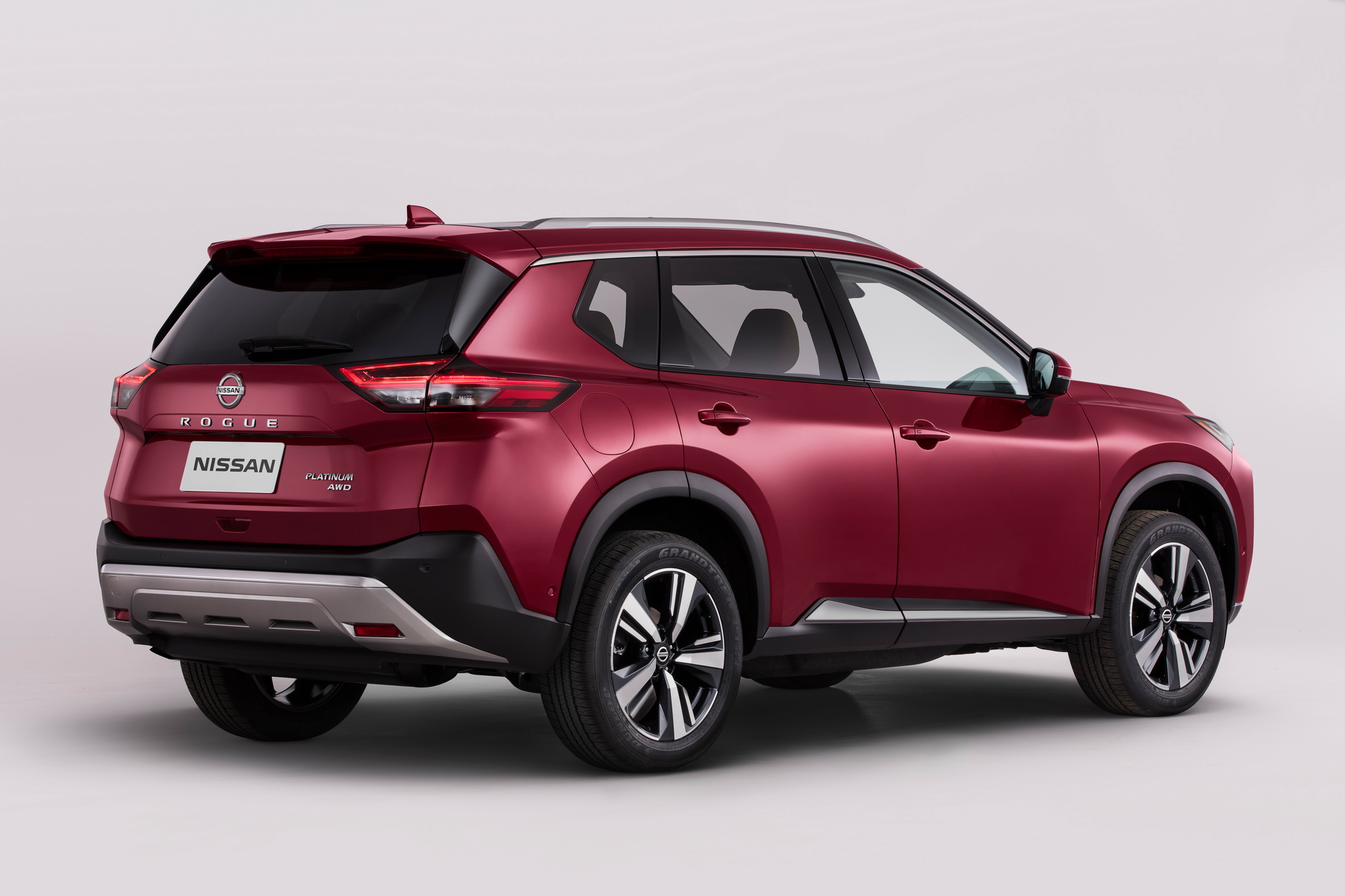 مواصفات نيسان اكس تريل 2021 وأهم المميزات Nissan X-Trail 4