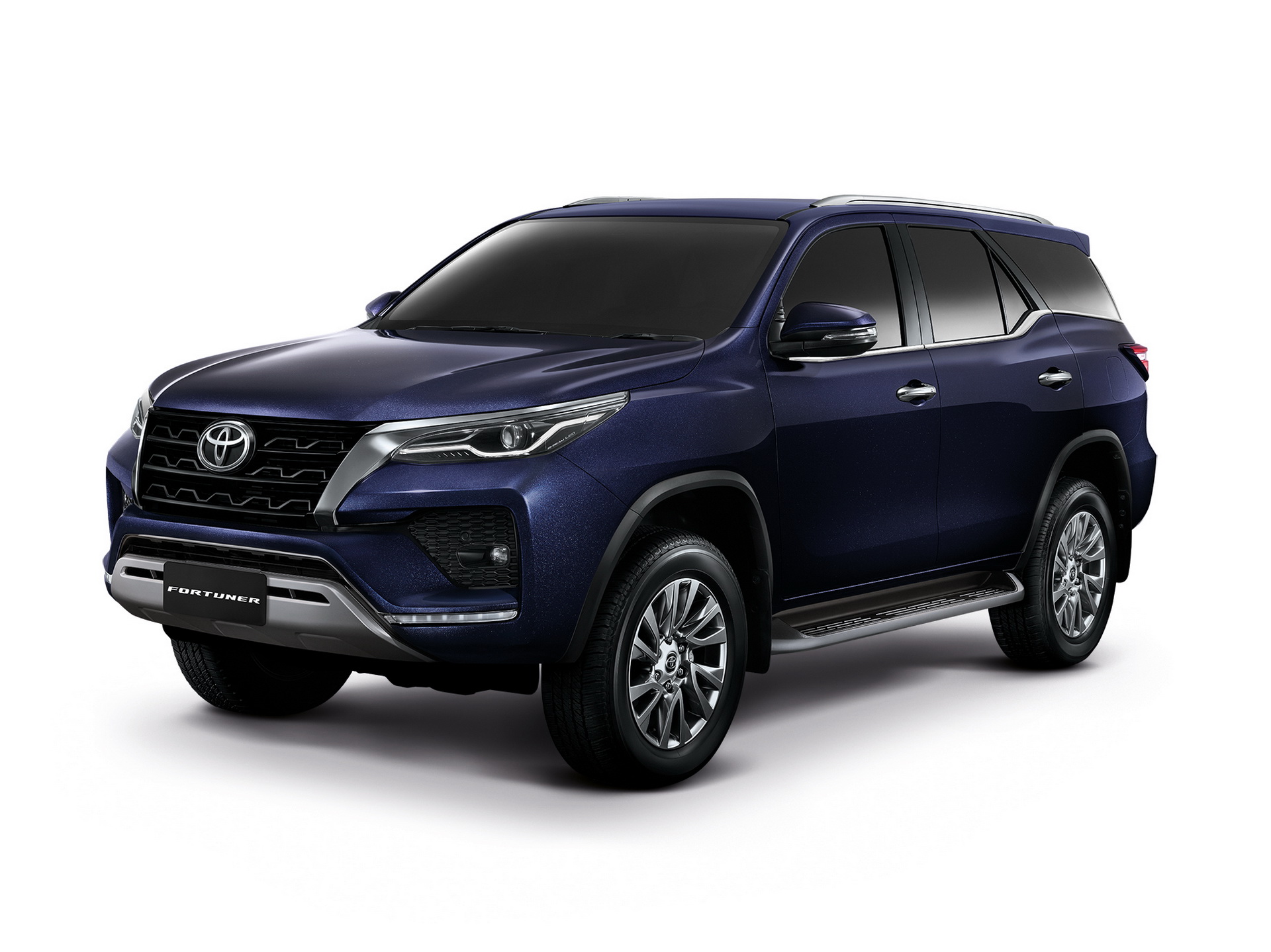 مواصفات تويوتا فورتشنر 2021 وأهم المعلومات Toyota Fortuner 4