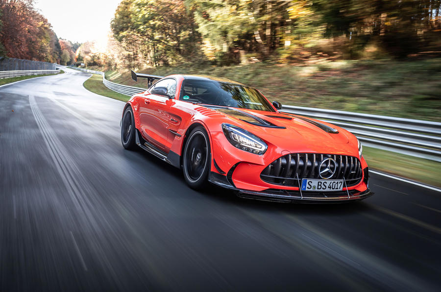 مرسيدس AMG GT بلاك سيريس تكسر الرقم القياسي للسرعة في حلبة نوربورغرينغ "فيديو" 6