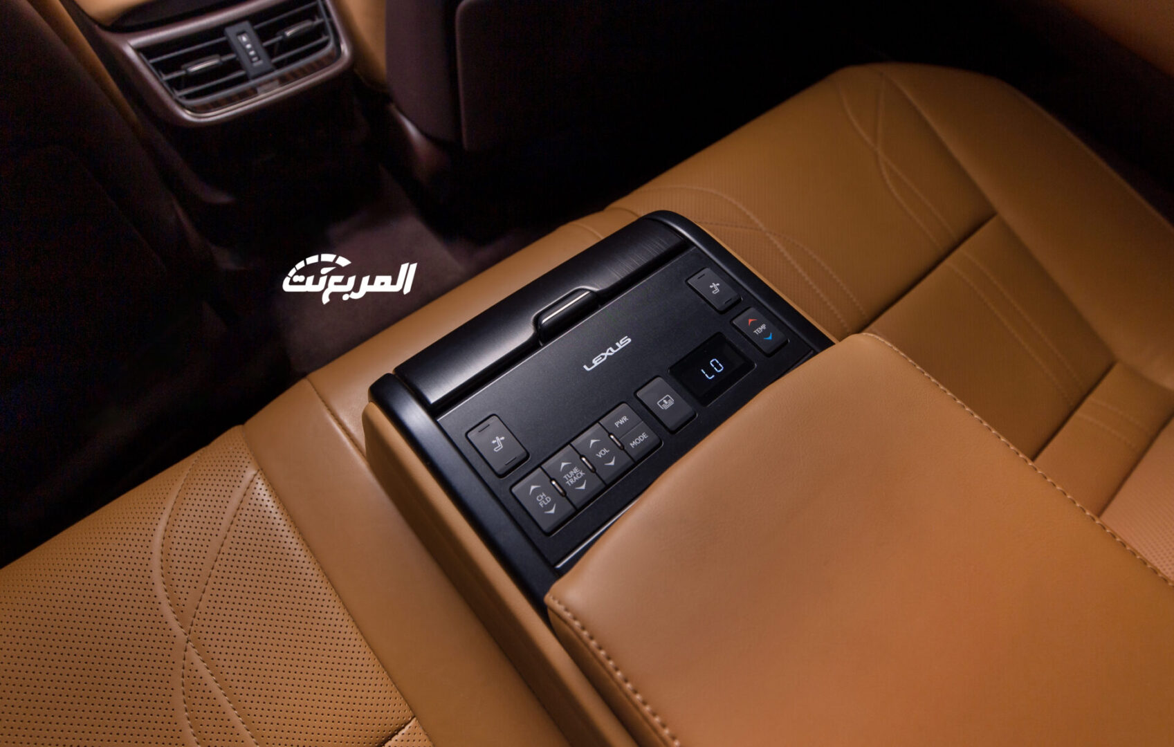 صور لكزس ES هايبرد 2021 "31 صورة" بعدسة المربع نت Lexus ES Hybrid 76