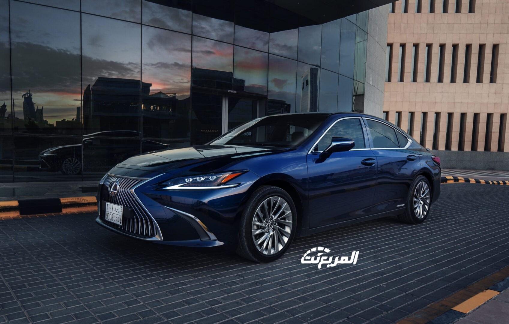 تعرف على مميزات وأسعار لكزس ES 2021 في السعودية Lexus 1