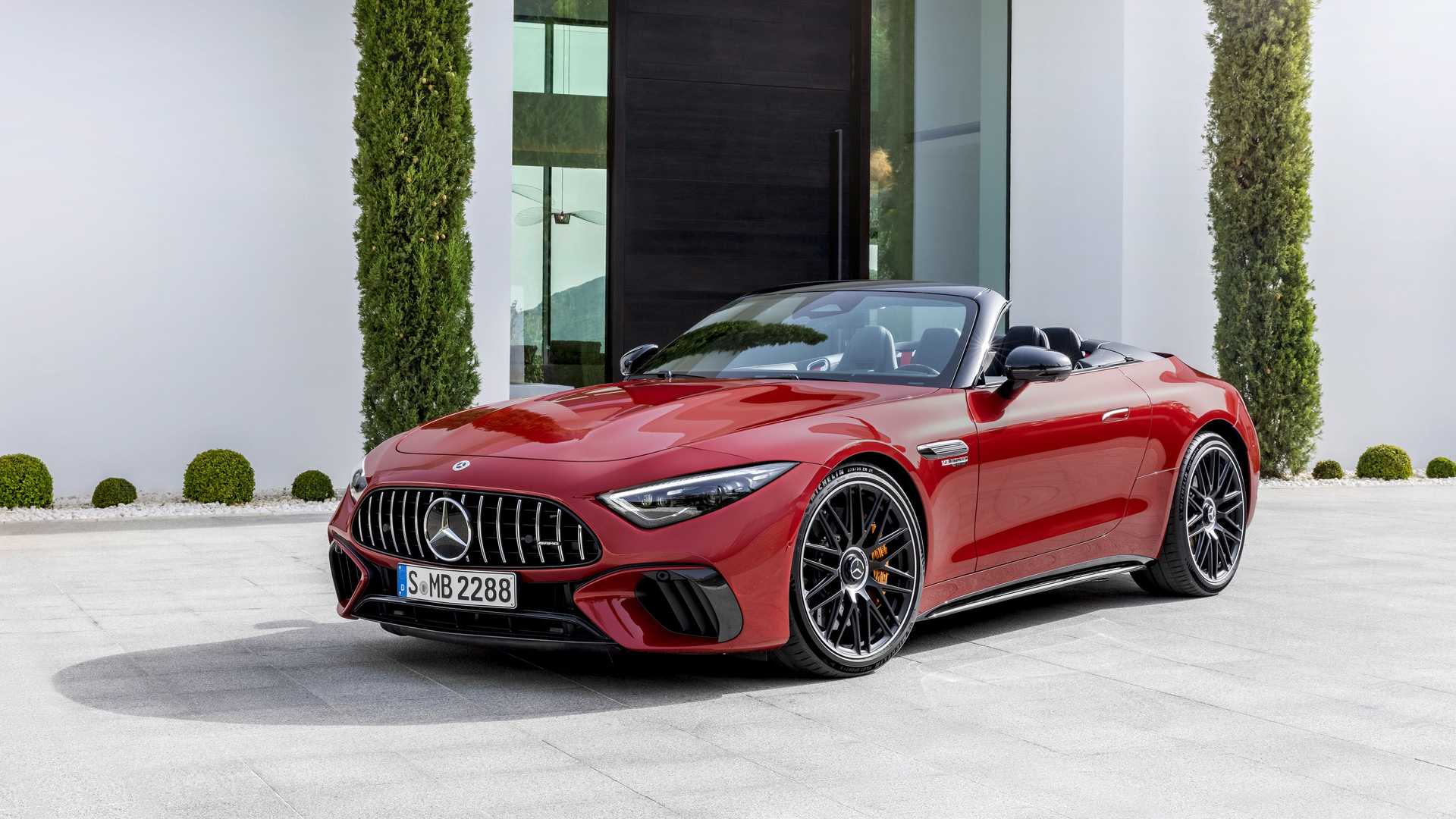 مرسيدس AMG SL الجيل الجديد يكشف نفسه رسمياً "صور ومواصفات" 22